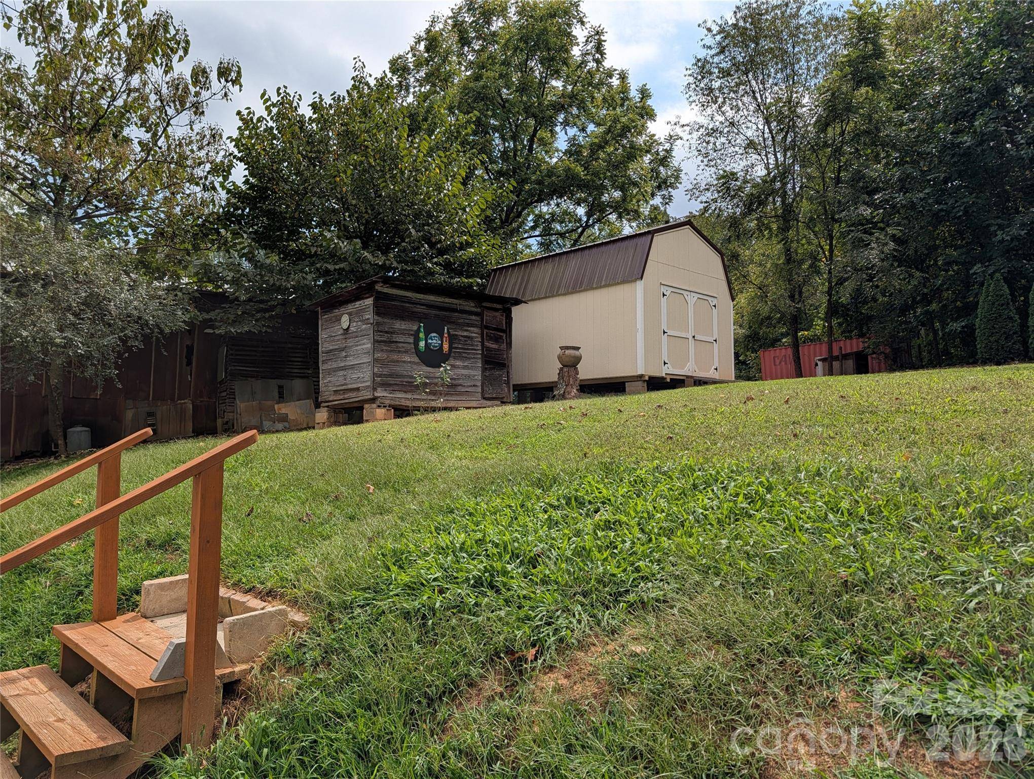 29 Herschel King DR, Candler, NC 28715
