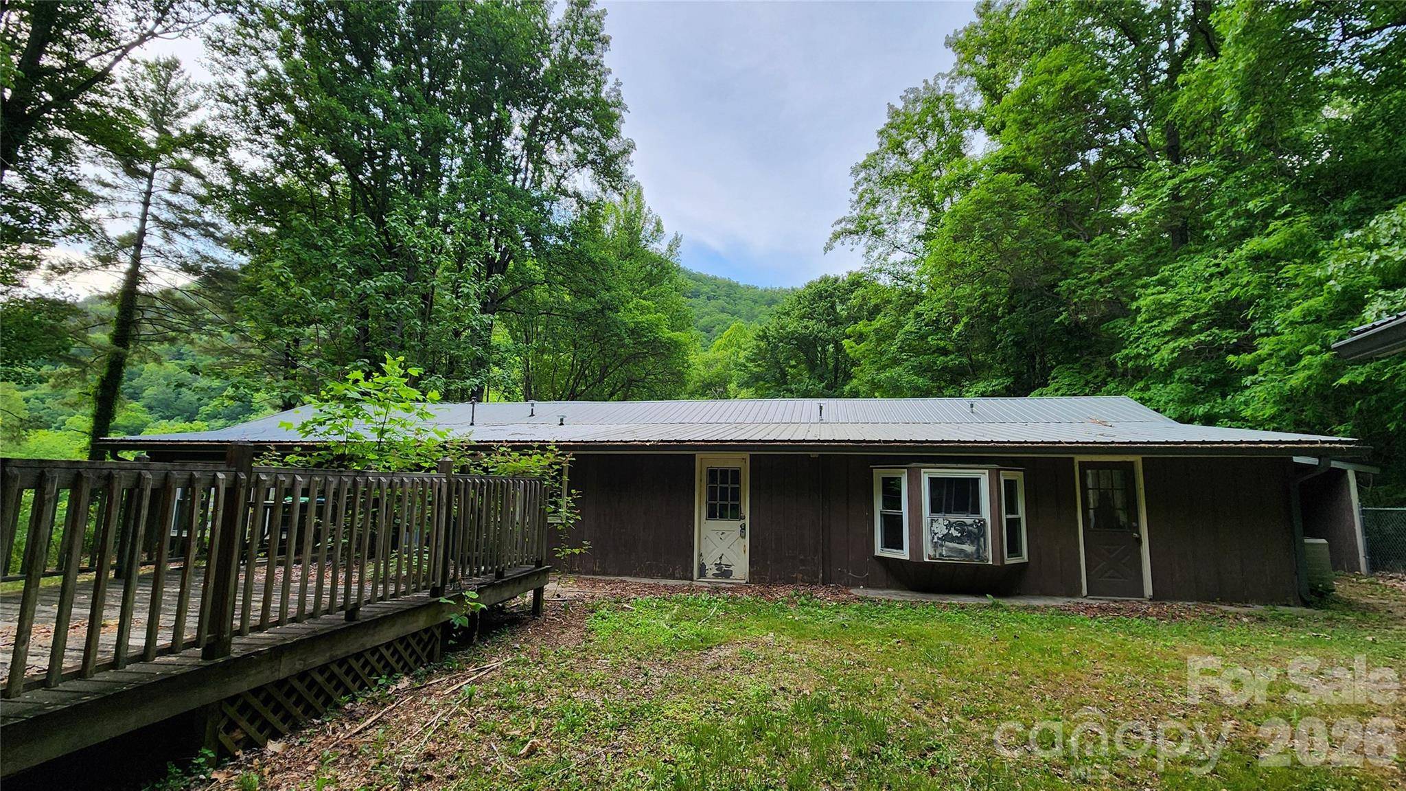 80 Shiloh PL, Andrews, NC 28901
