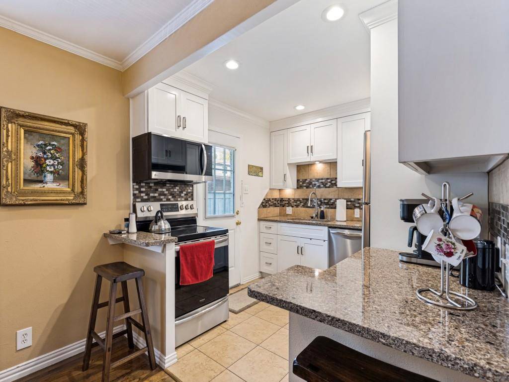 5019 N Hall Street #5019, Dallas, TX 75235