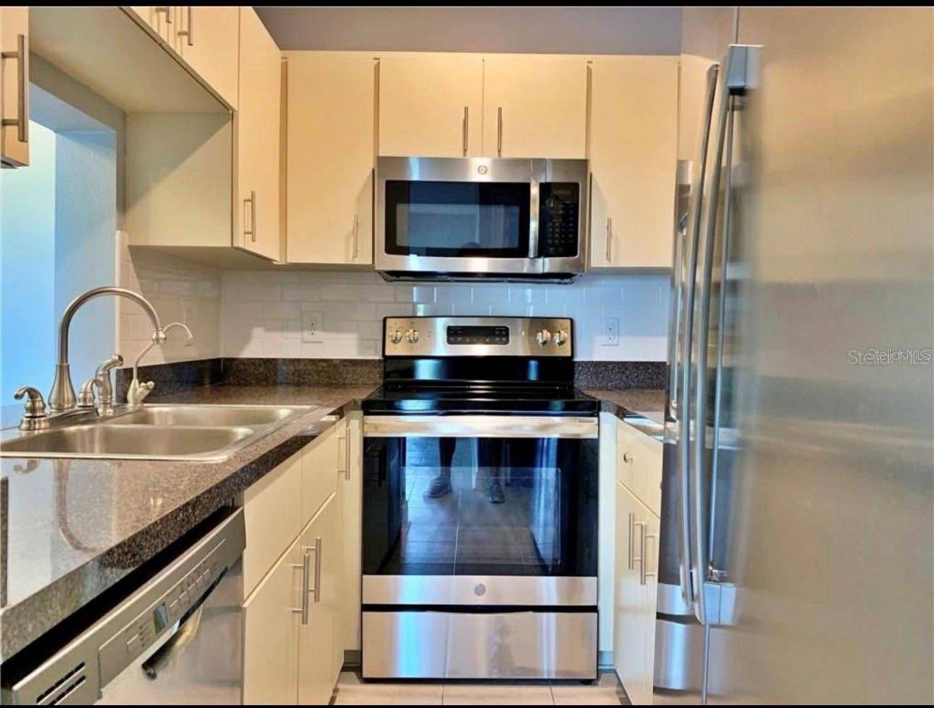 1135 S PINE RIDGE CIR #E3, Sanford, FL 32773