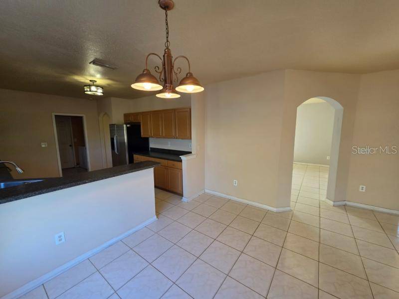 731 CRISTELLE JEAN DR, Ruskin, FL 33570