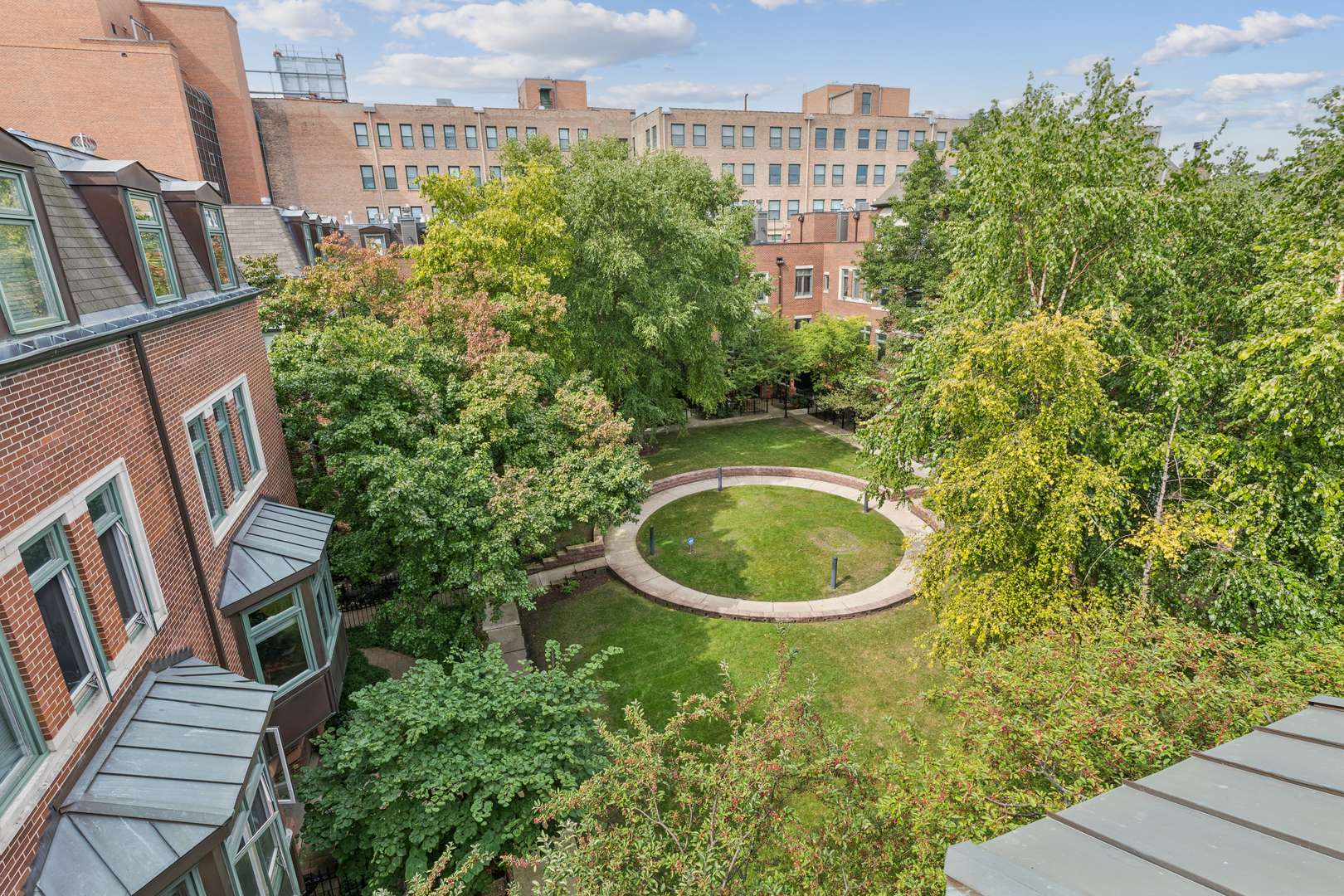 1351 W Altgeld ST #4I, Chicago, IL 60614