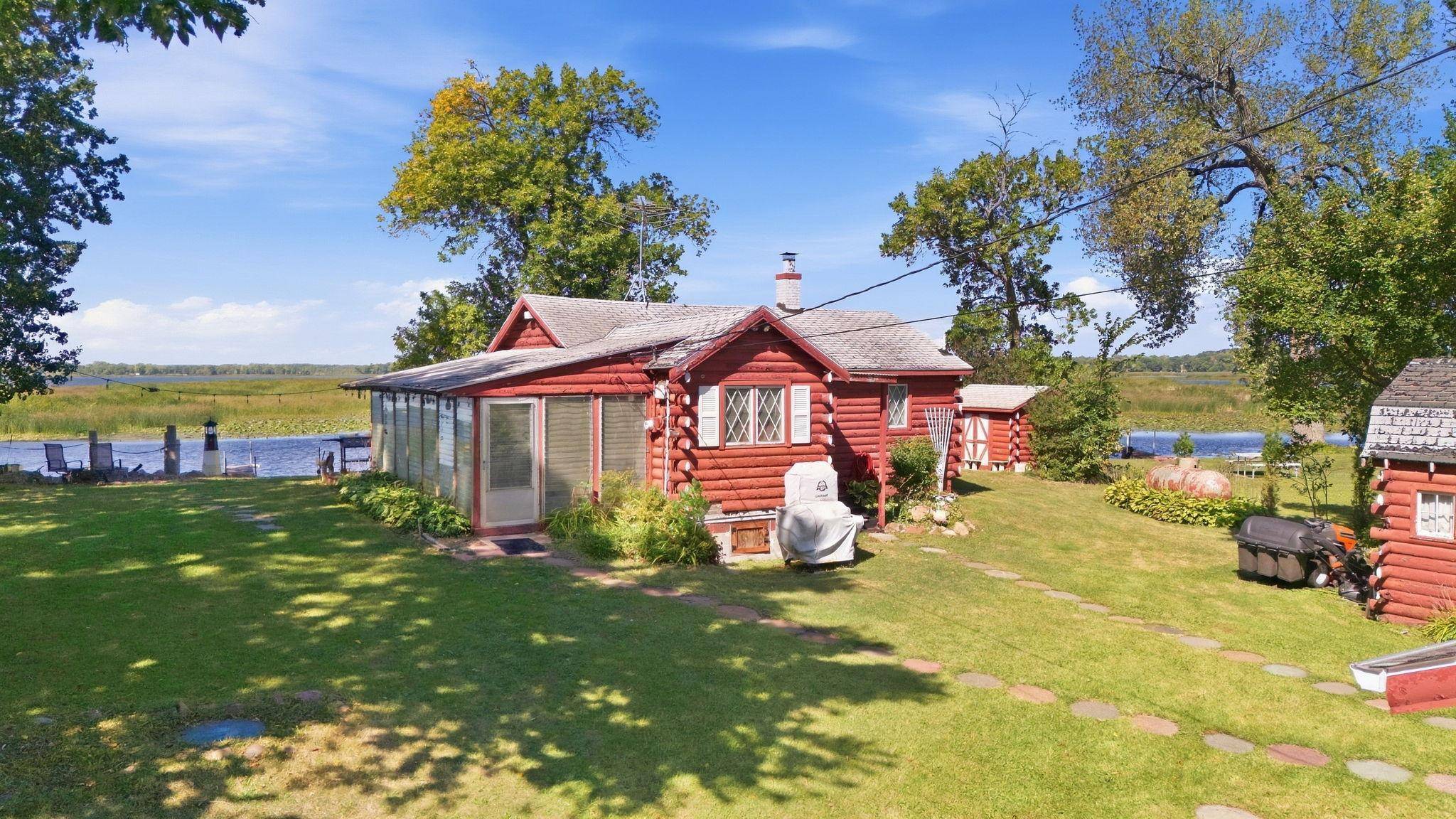 11255 Lawrence AVE NW, Annandale, MN 55302