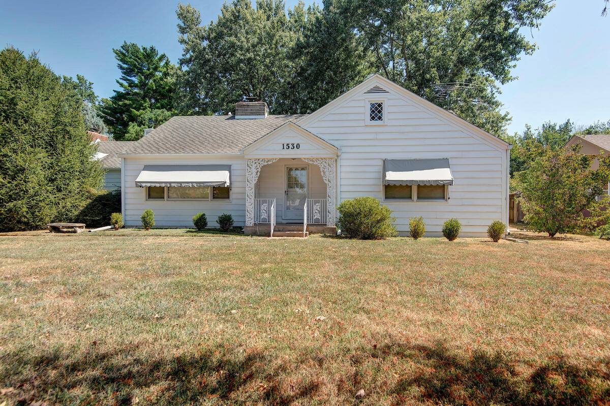 1530 S Delaware AVE, Springfield, MO 65804