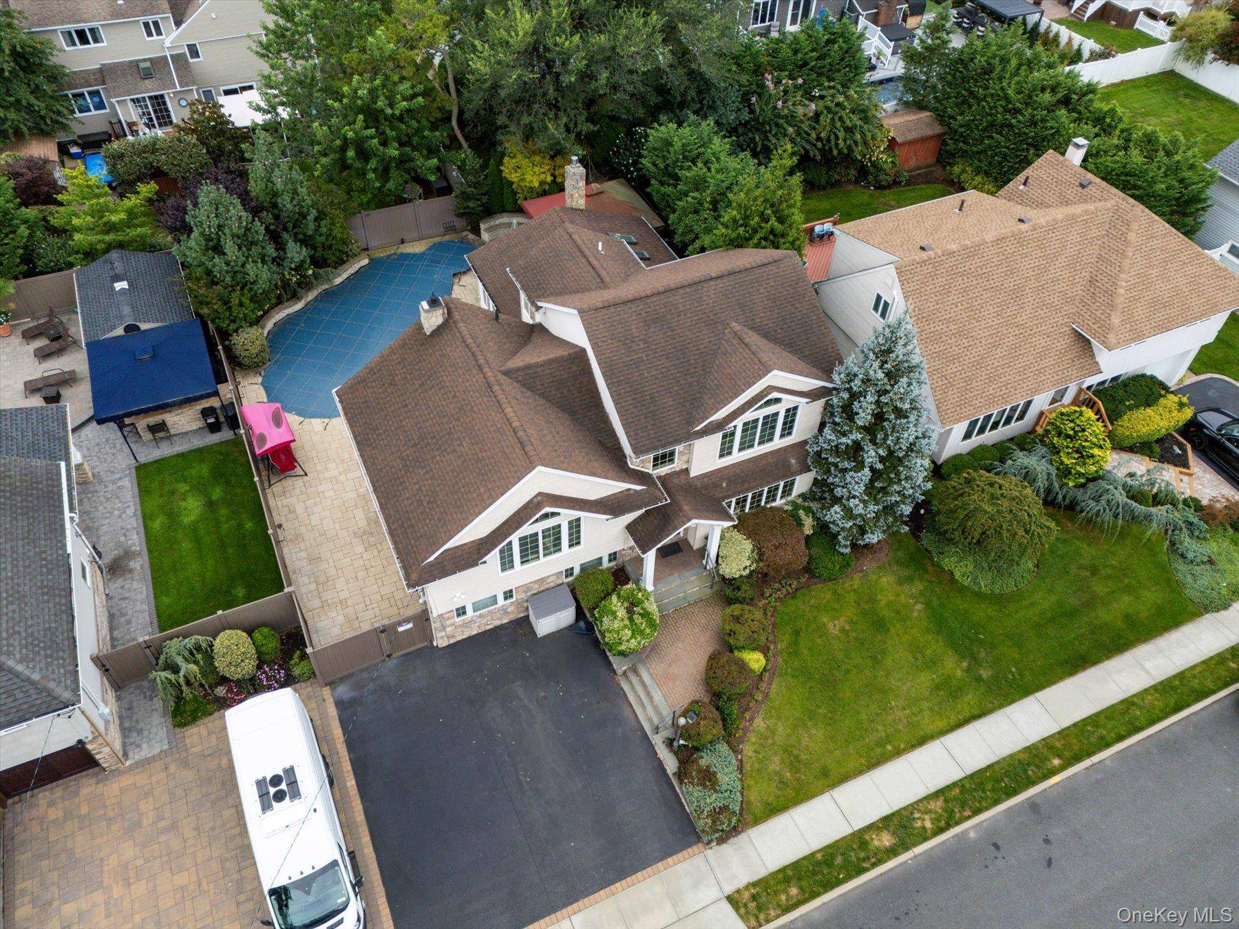 159 Murray DR, Oceanside, NY 11572