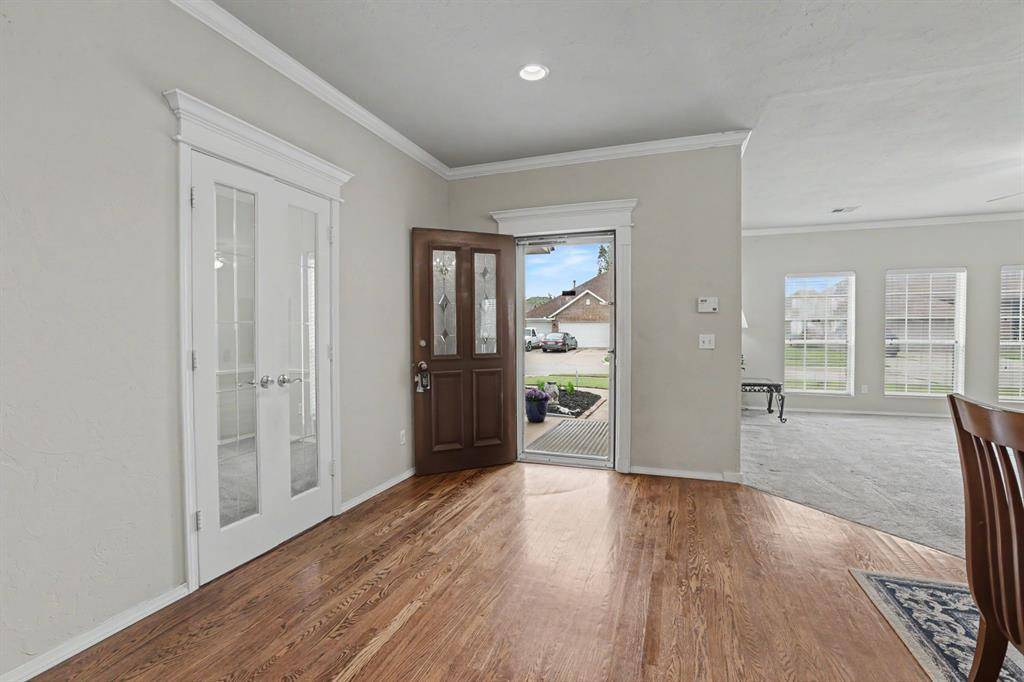 2509 Kingsley LN, Oklahoma City, OK 73128