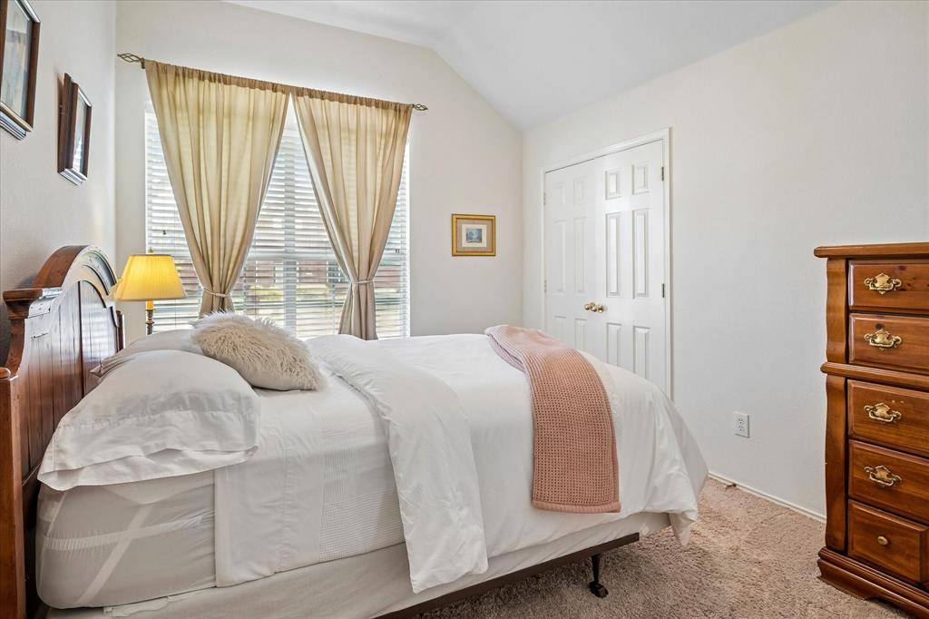 1537 Bosque Drive, Carrollton, TX 75010