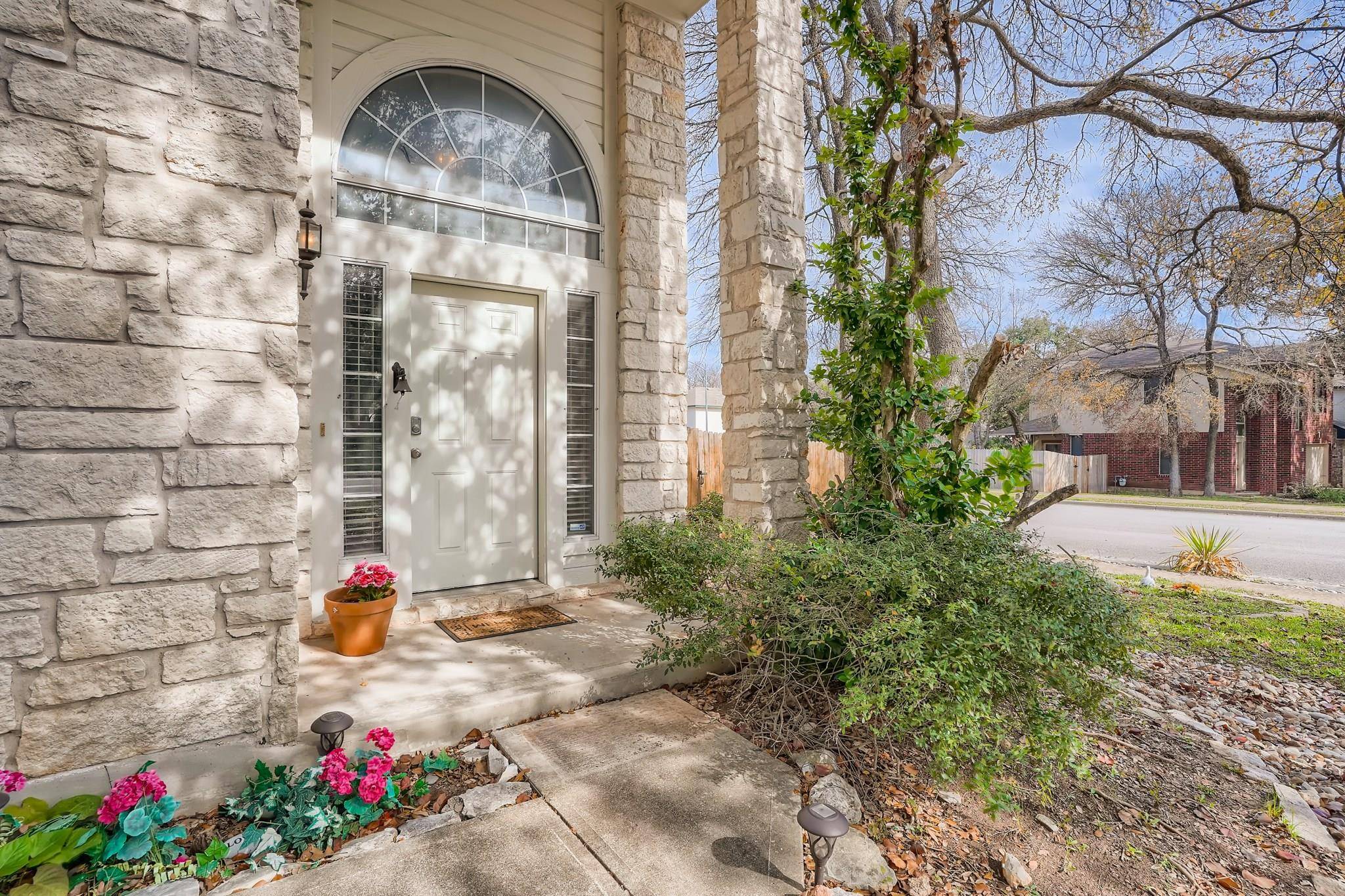 4300 Walling Forge DR, Austin, TX 78727