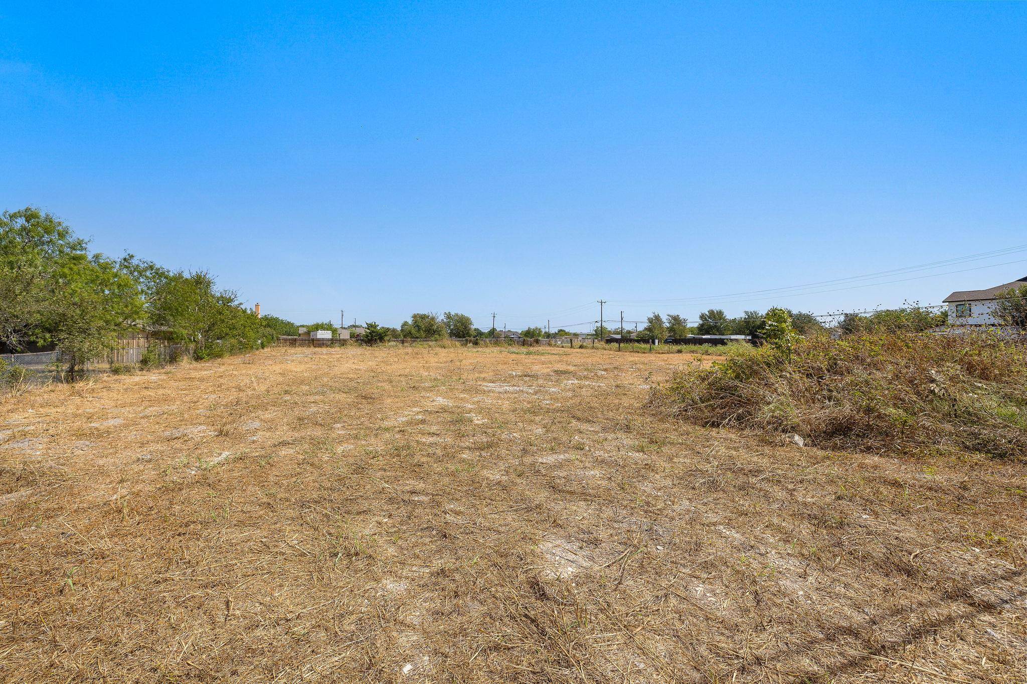 190 Monterrey Hills DR, Del Valle, TX 78617