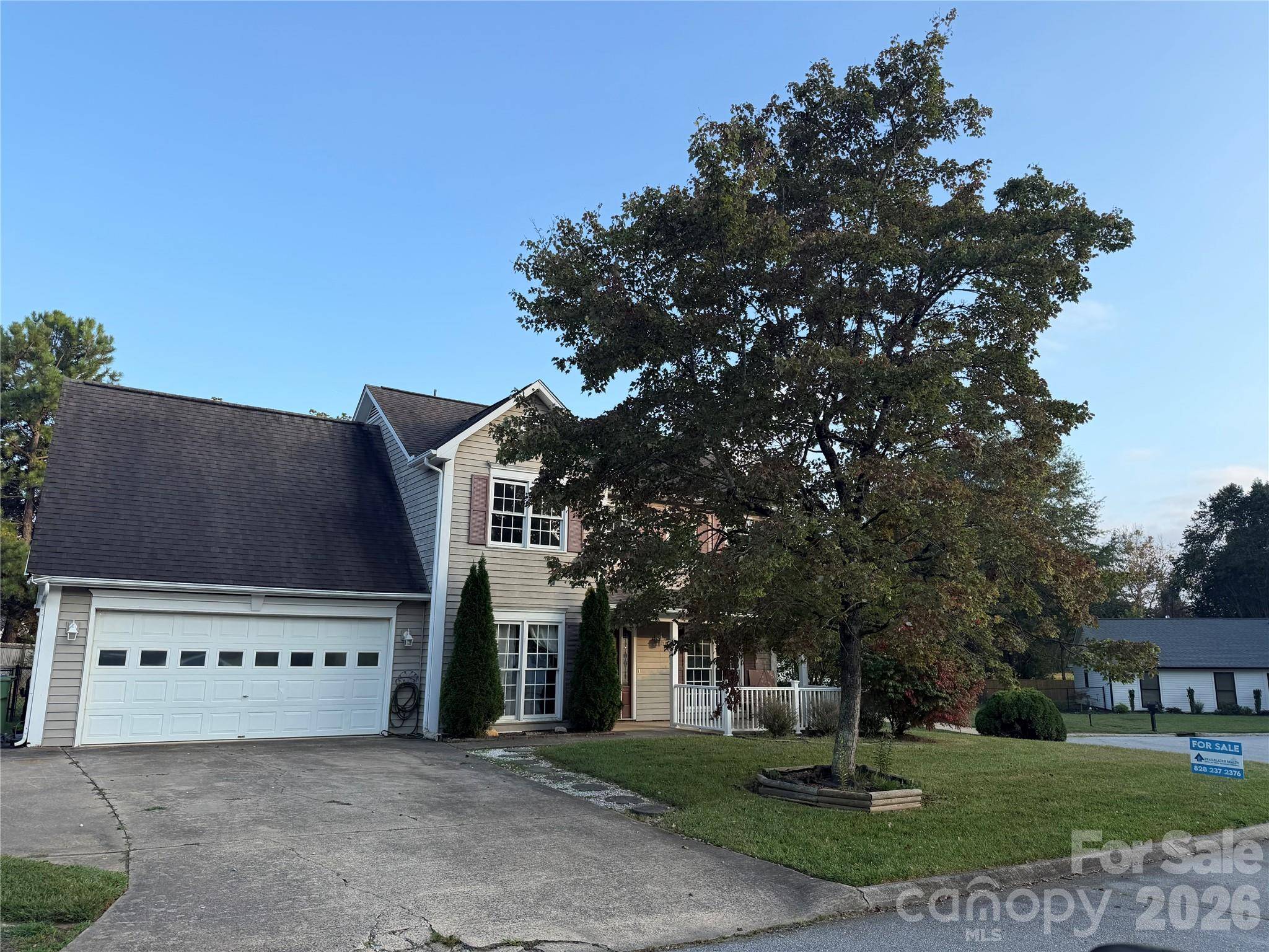 59 Southchase DR, Fletcher, NC 28732