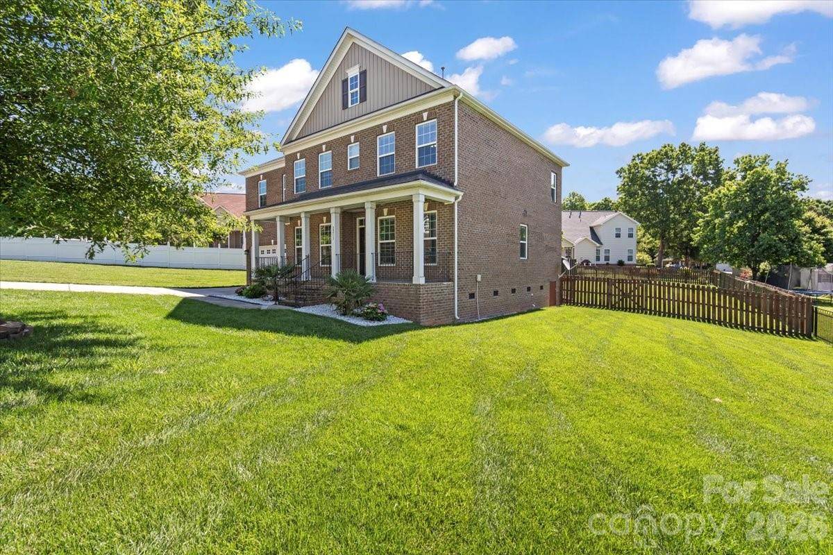 2213 Iron Works DR, Clover, SC 29710