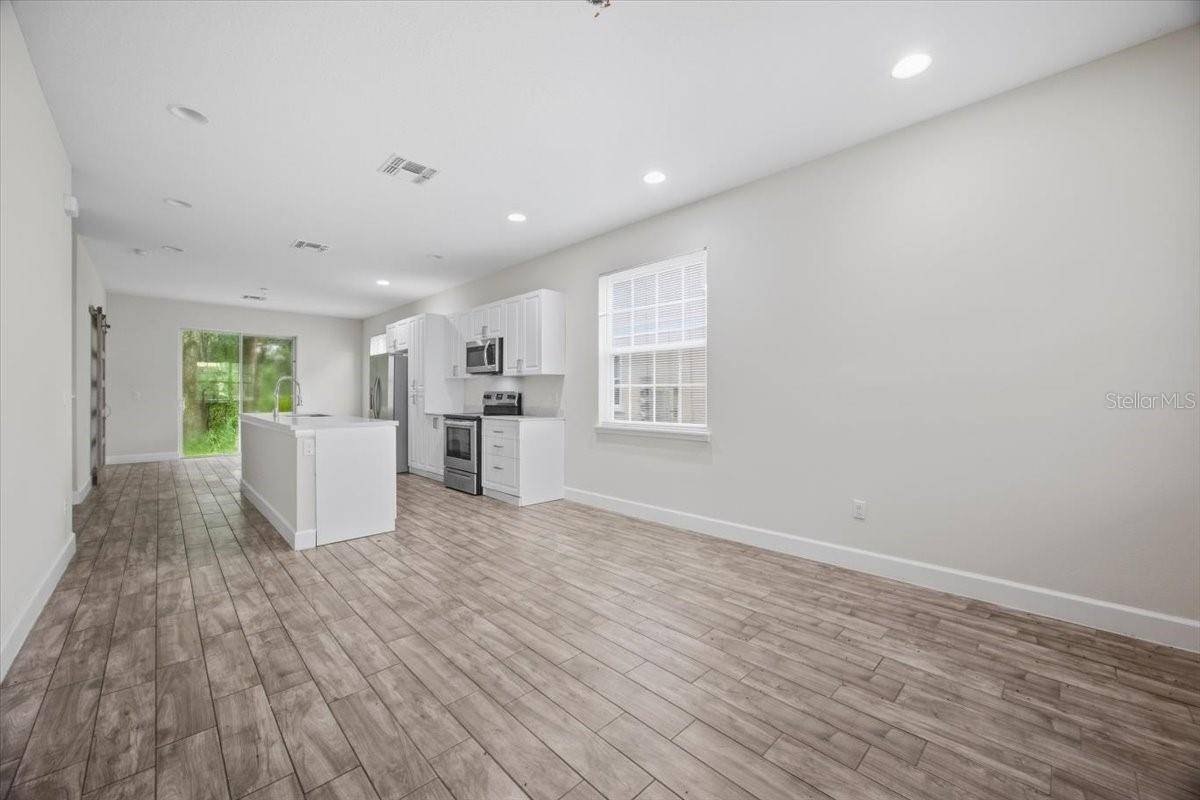 4444 SUMMER FLOWERS PL, Kissimmee, FL 34746
