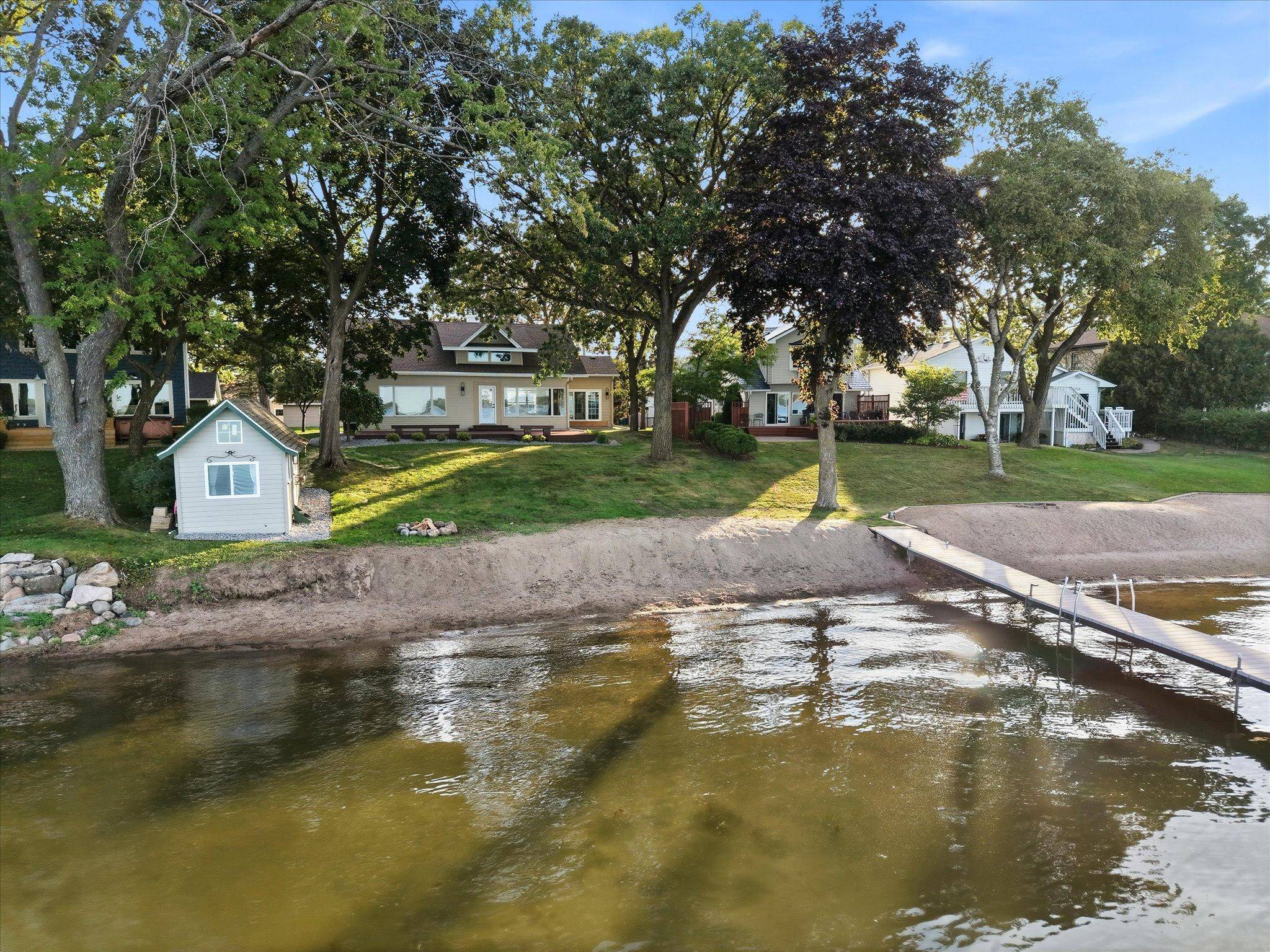 7 S Shore DR, Forest Lake, MN 55025