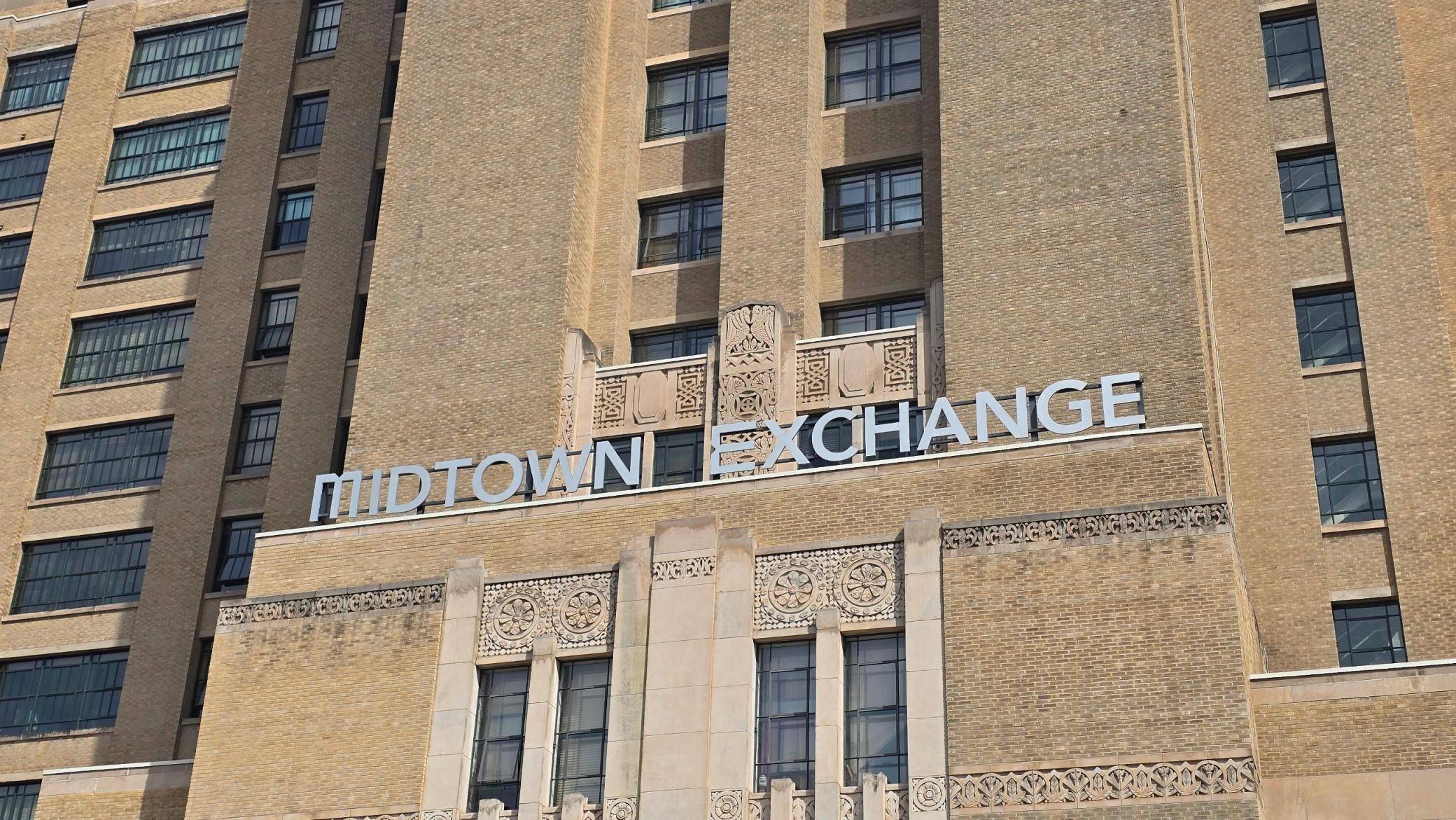 2929 Chicago AVE #902, Minneapolis, MN 55407