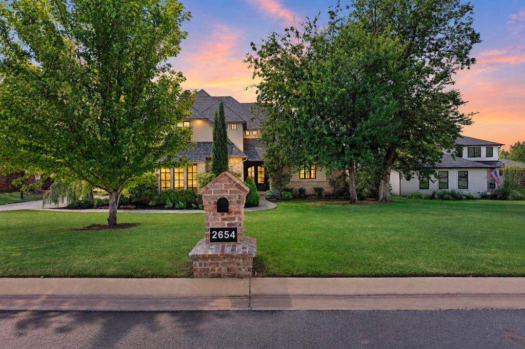 2654 S Loblolly LN, Edmond, OK 73012