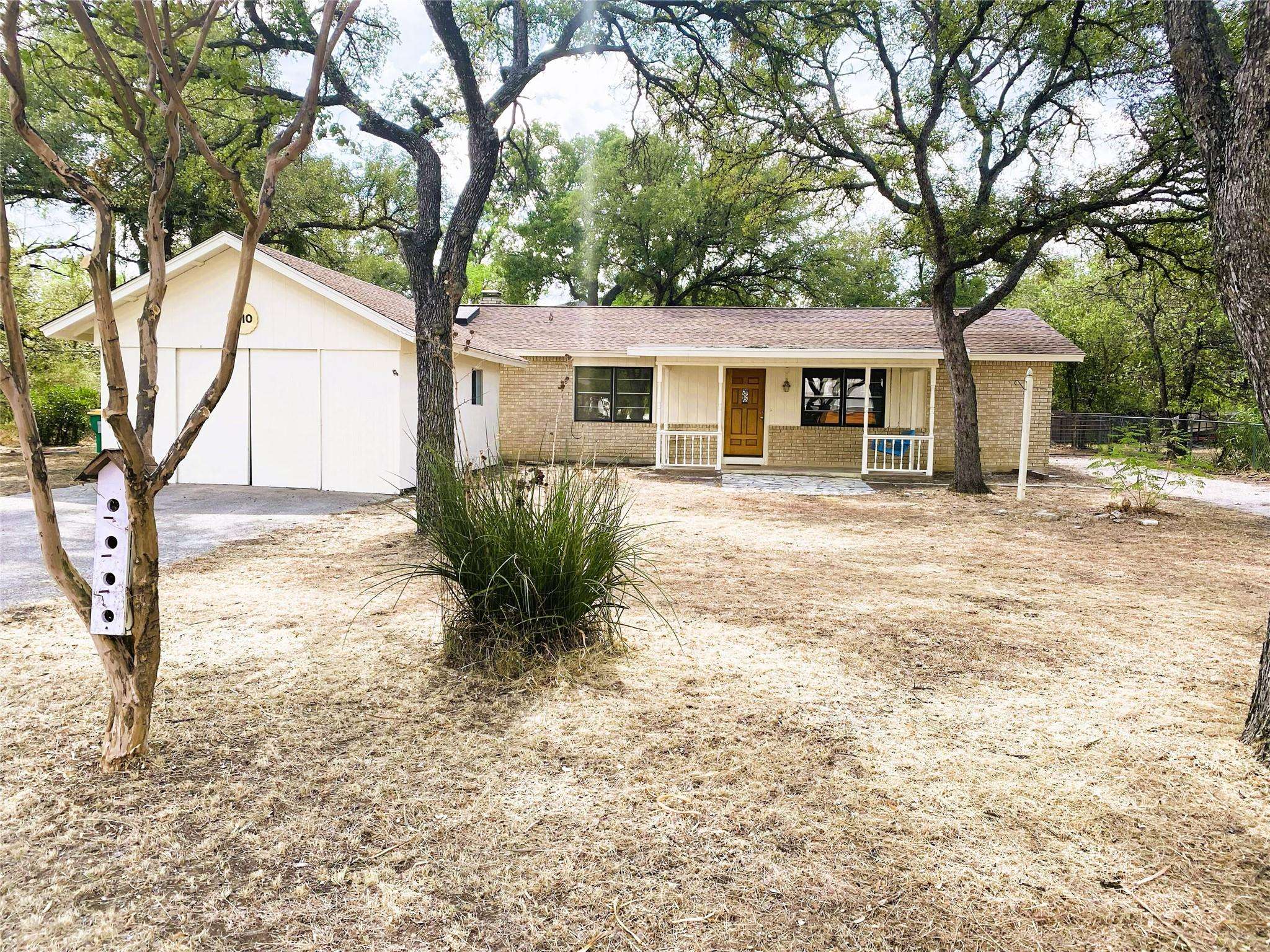 810 Woodland Hills DR, Granite Shoals, TX 78654