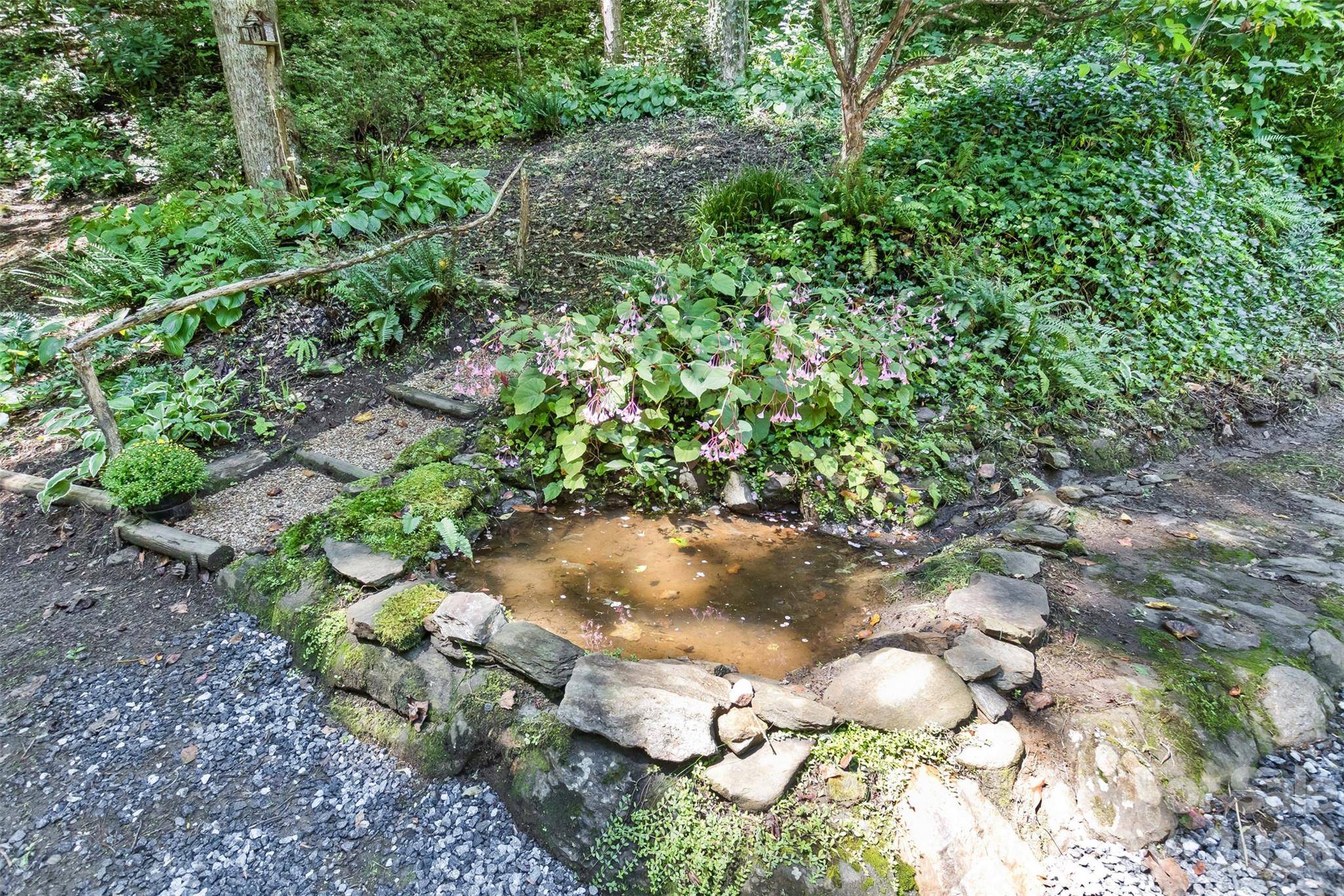 13 Cattail DR, Sylva, NC 28779