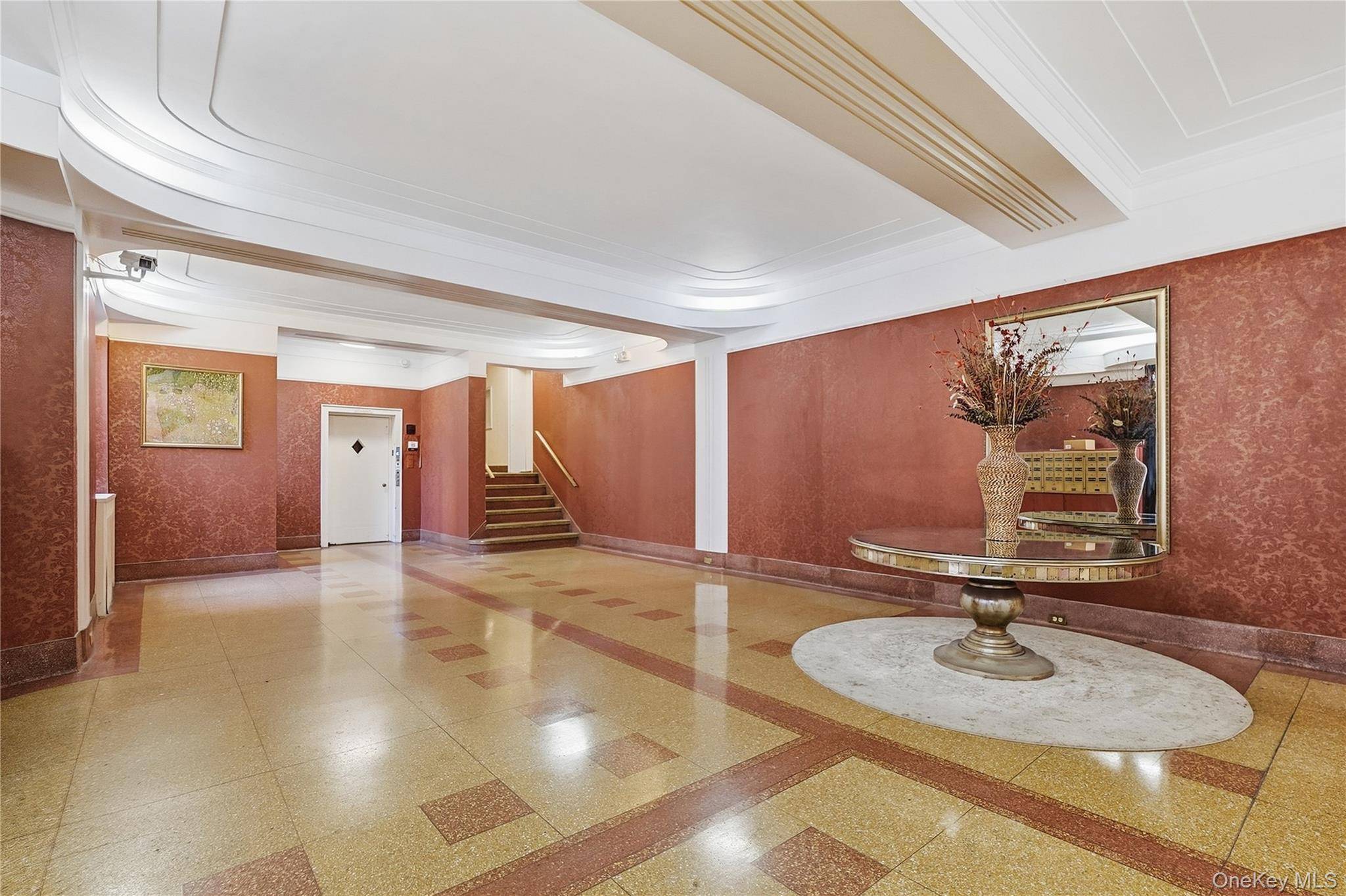 210 Martine AVE #5L, White Plains, NY 10601
