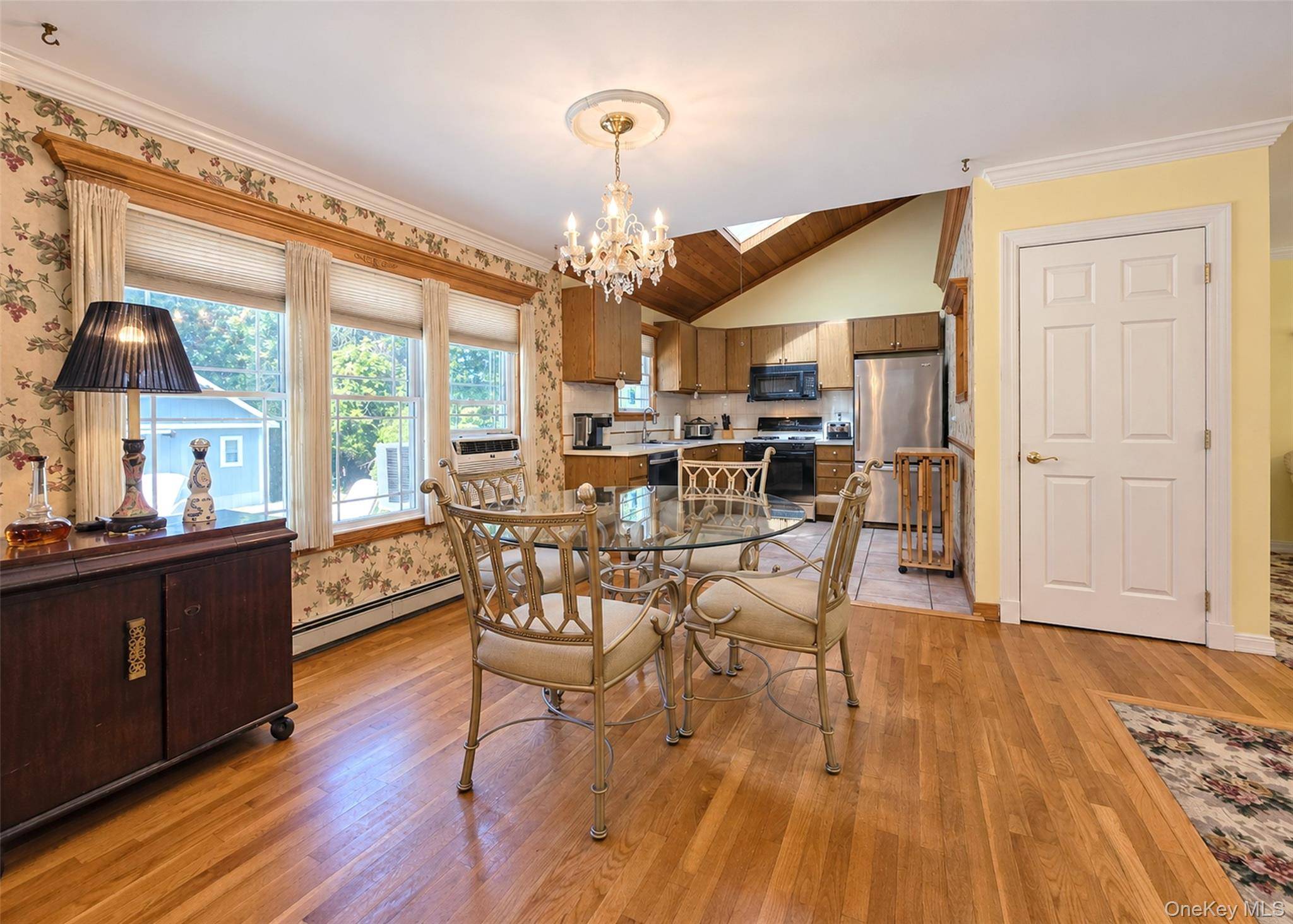 124 Ridge RD, Ridge, NY 11961