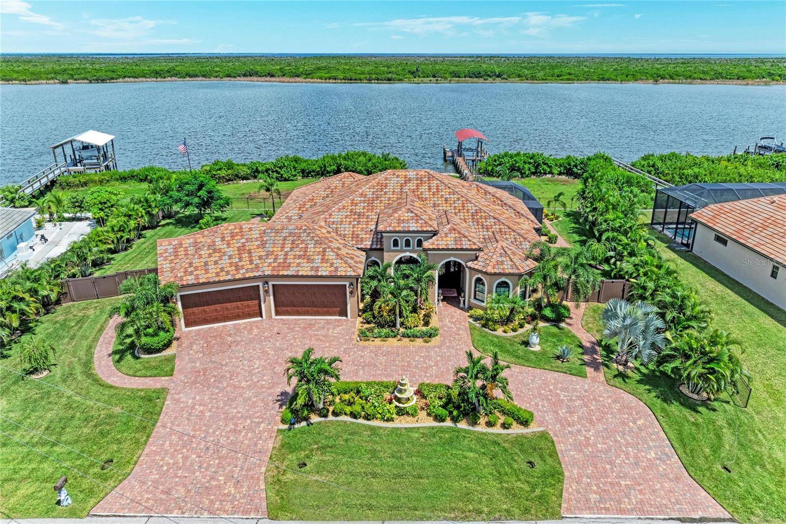 16488 LIGGETT CIR, Port Charlotte, FL 33981