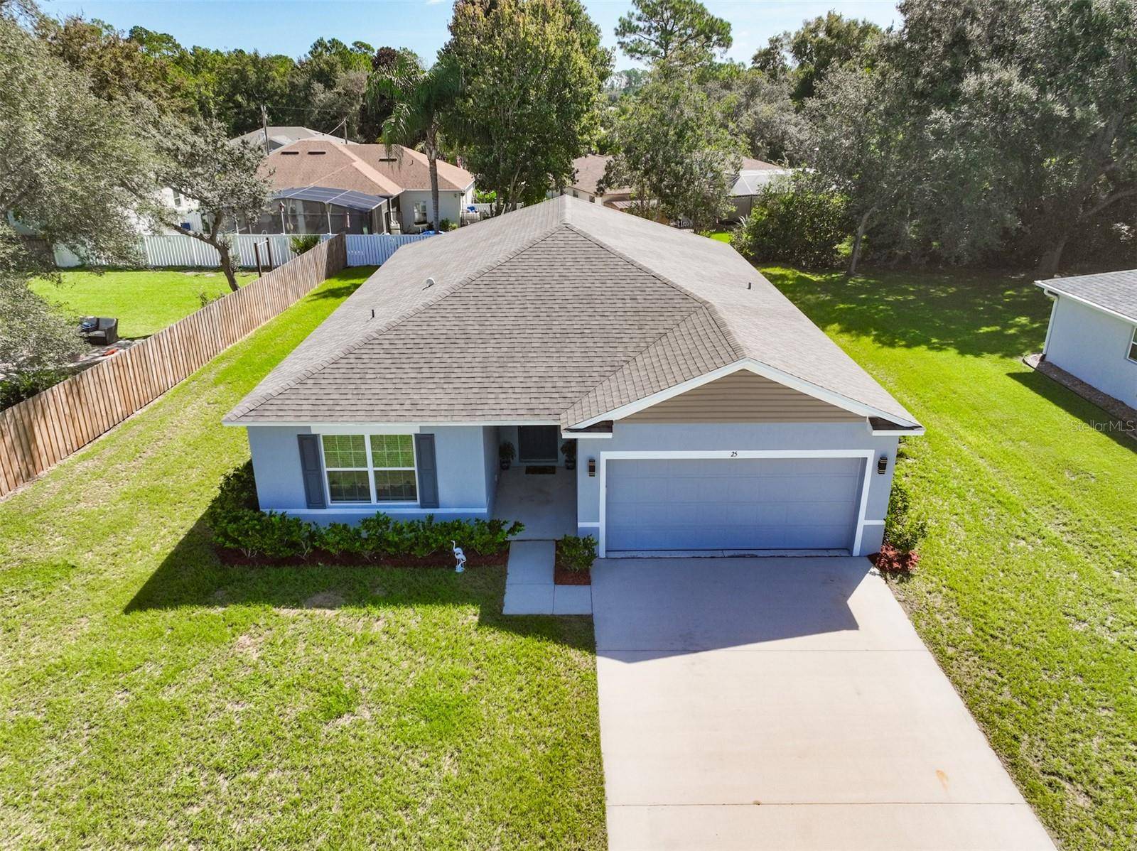 25 FERNDALE LN, Palm Coast, FL 32137