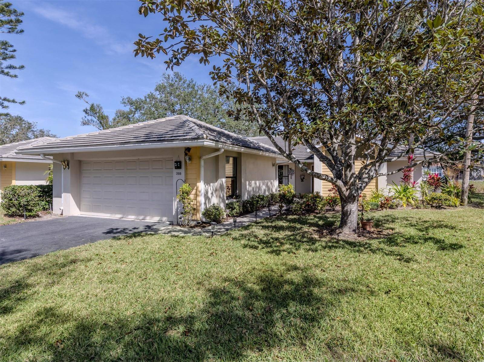 268 SOUTHAMPTON DR #309, Venice, FL 34293