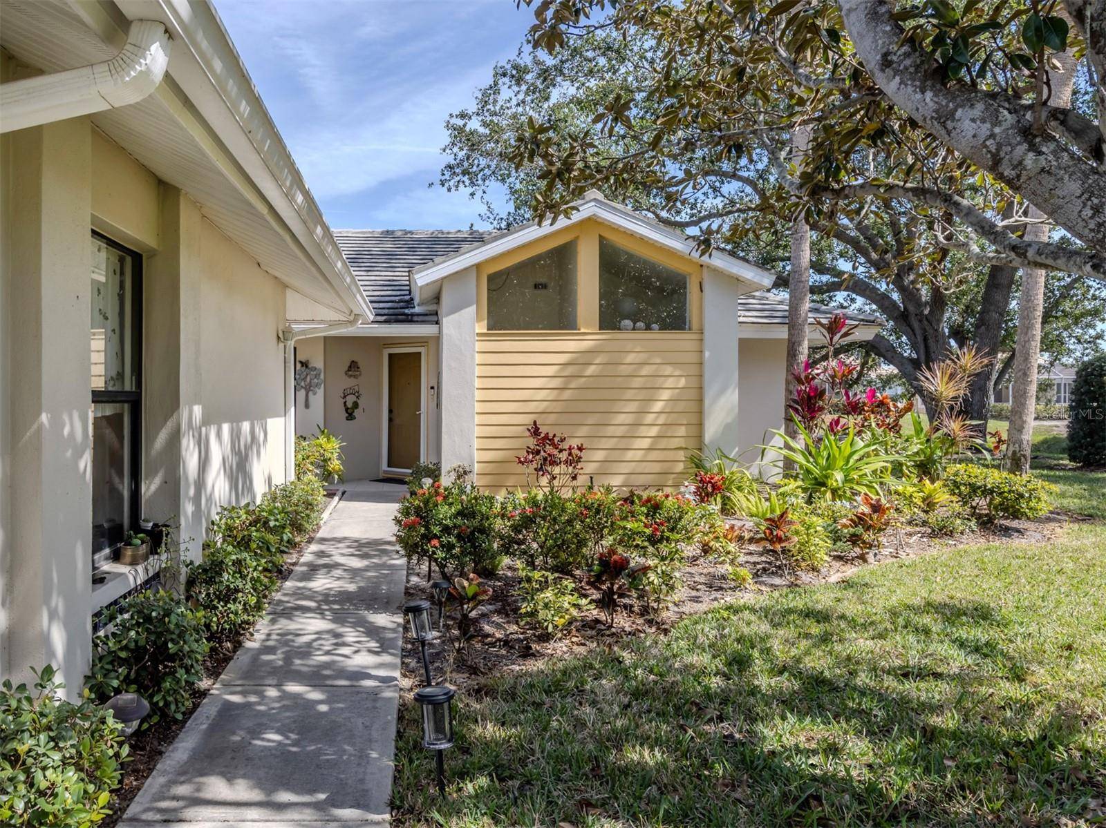 268 SOUTHAMPTON DR #309, Venice, FL 34293
