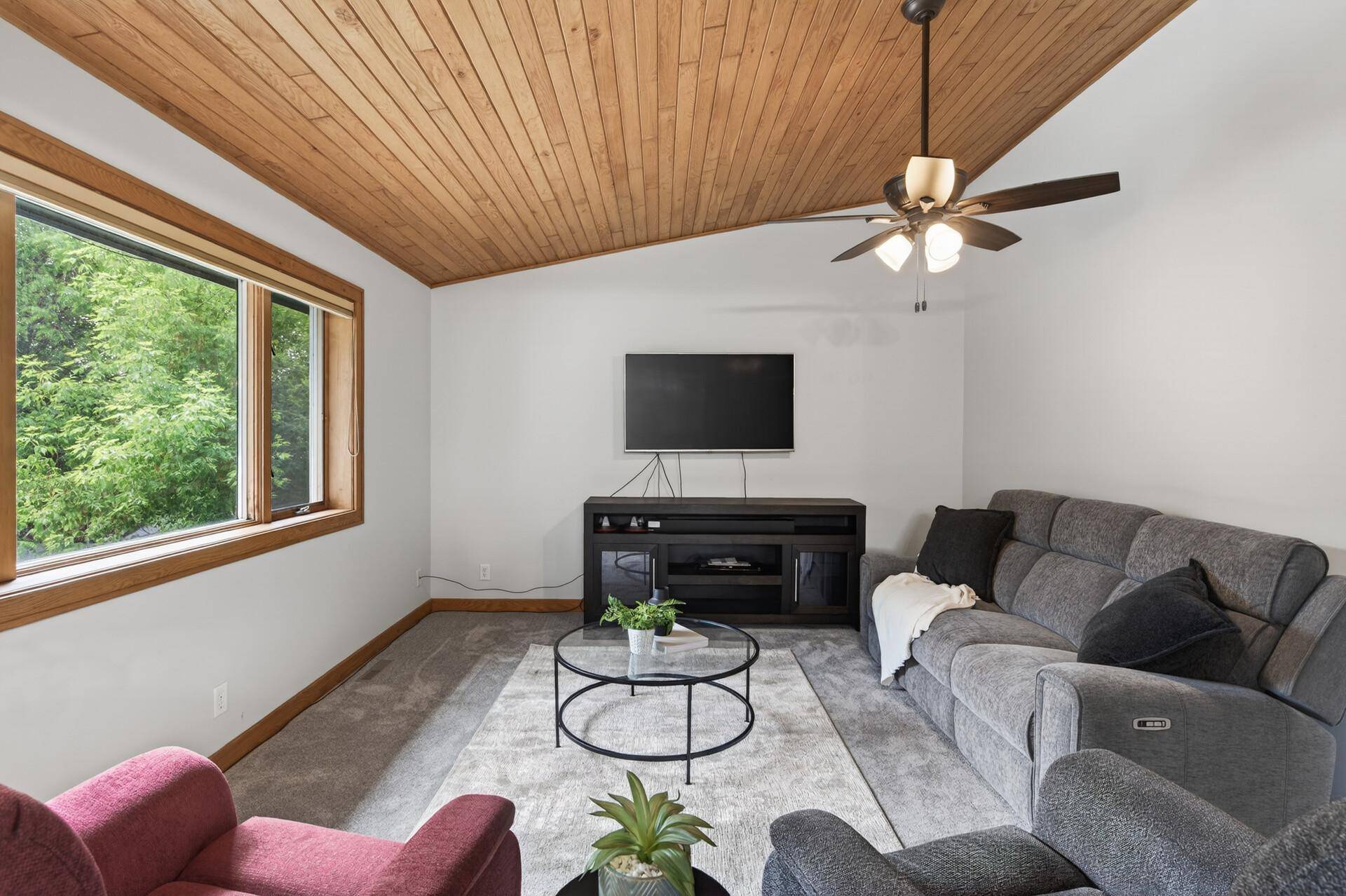 23045 Plateau DR, Lakeville, MN 55044