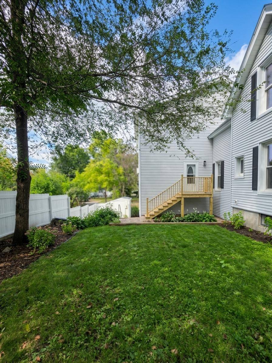 627 Locust ST, Hudson, WI 54016
