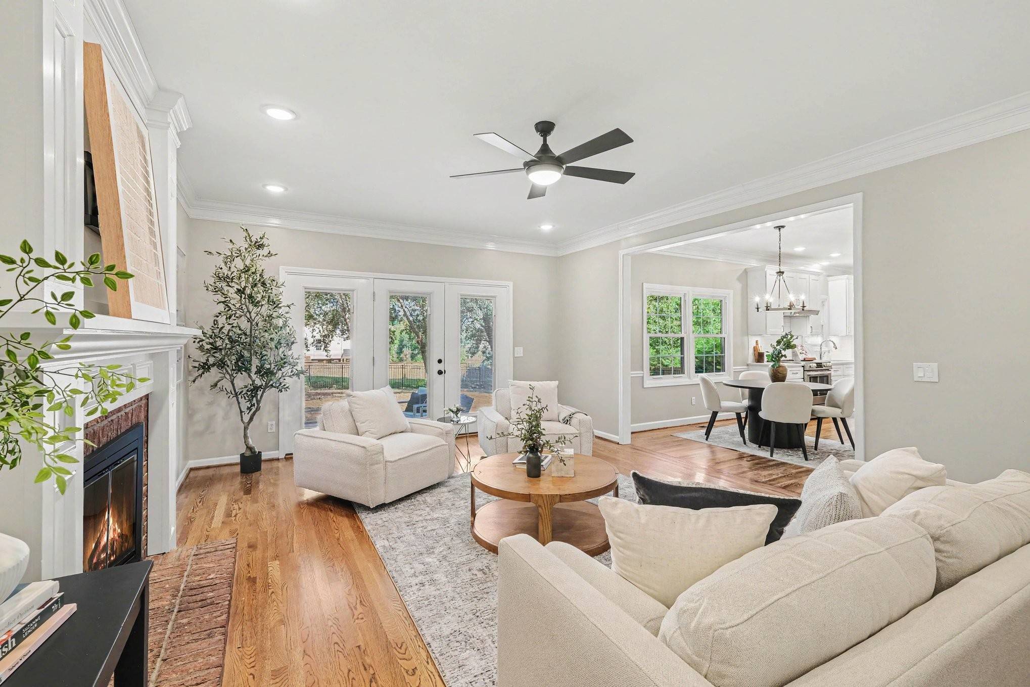 8358 Carriage Hills Dr, Brentwood, TN 37027
