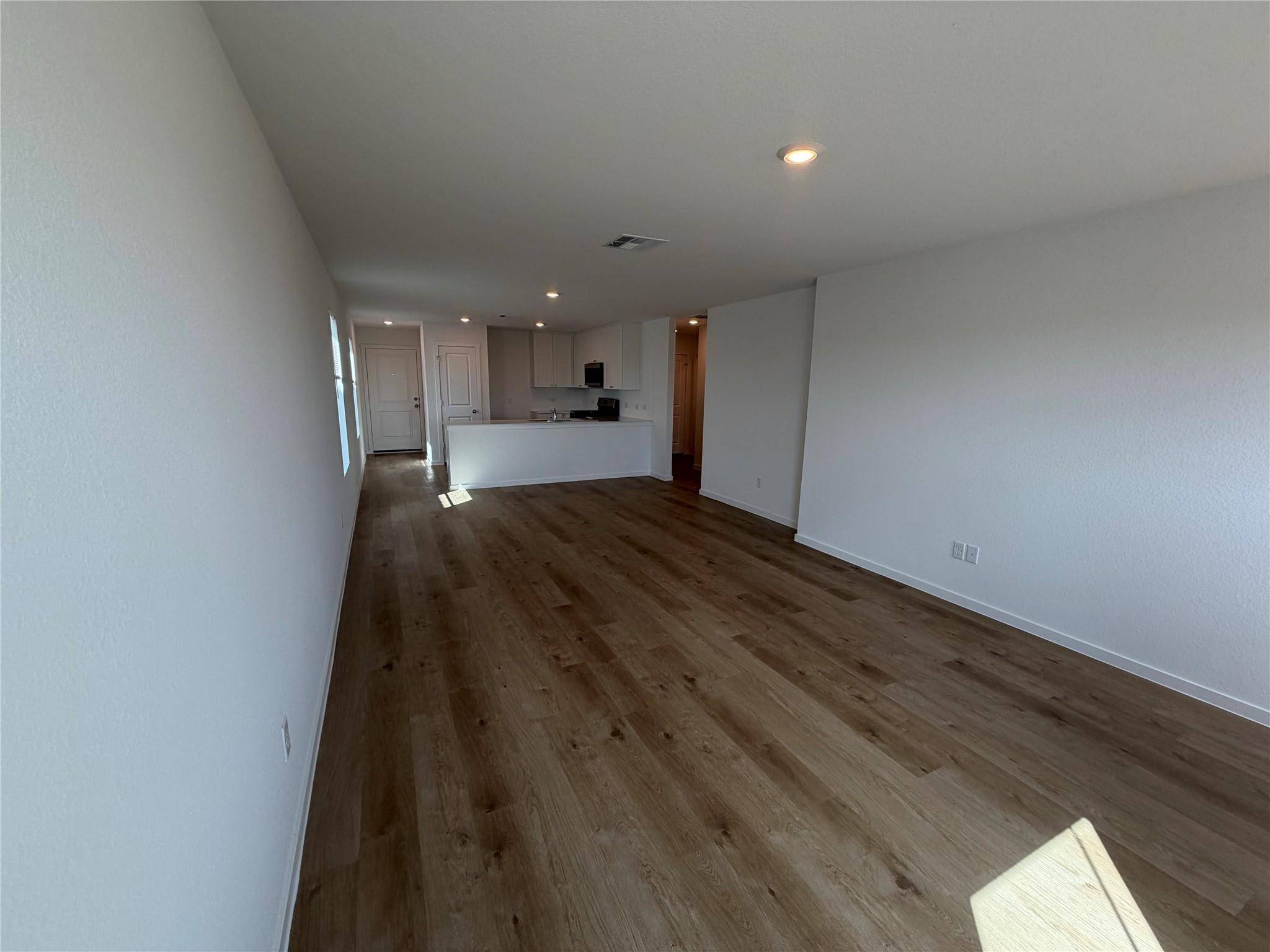 309 Rockies RD, Hutto, TX 78634