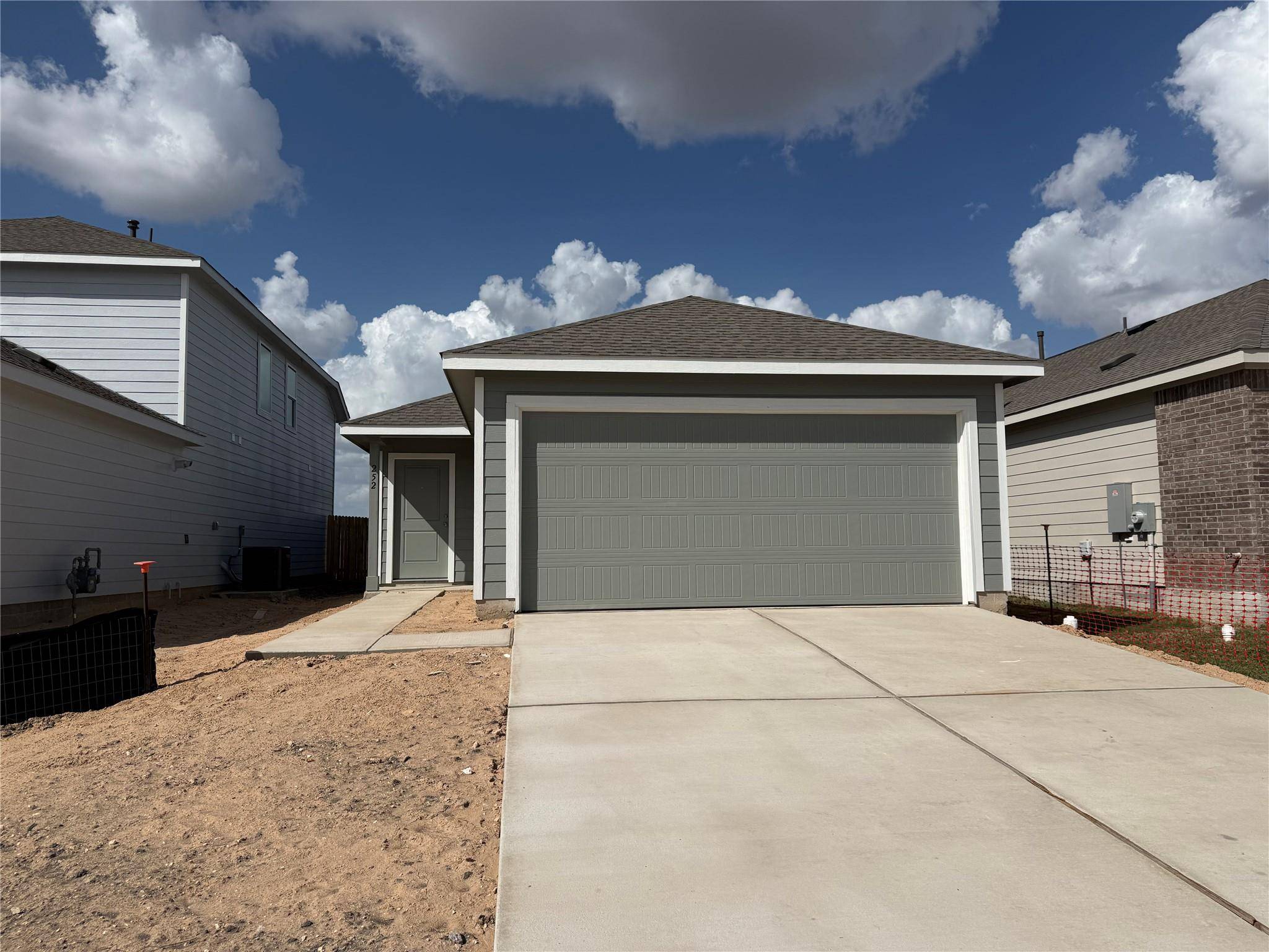 252 Mets WAY, Hutto, TX 78634