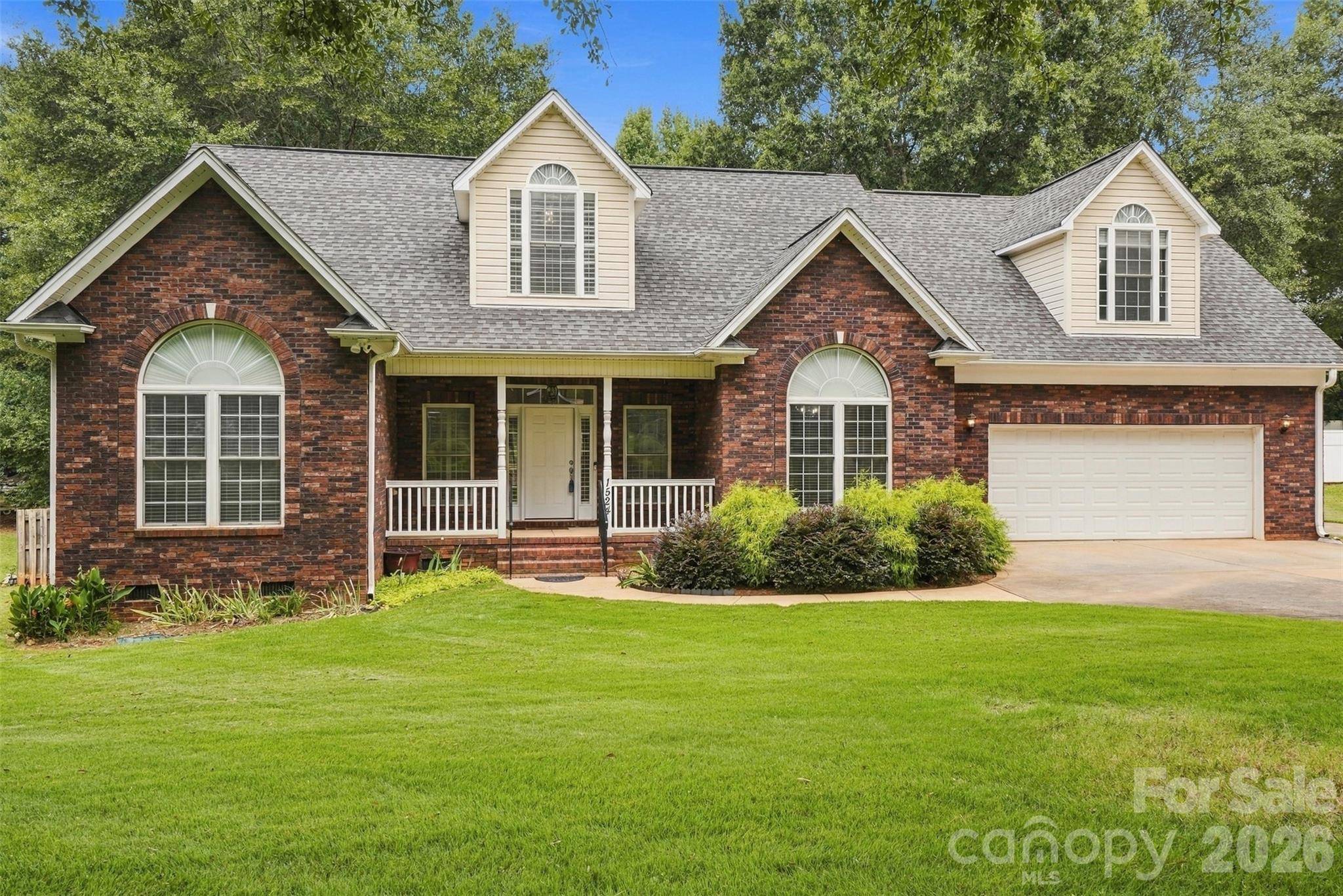 1524 Garrett Landen DR, Clover, SC 29710