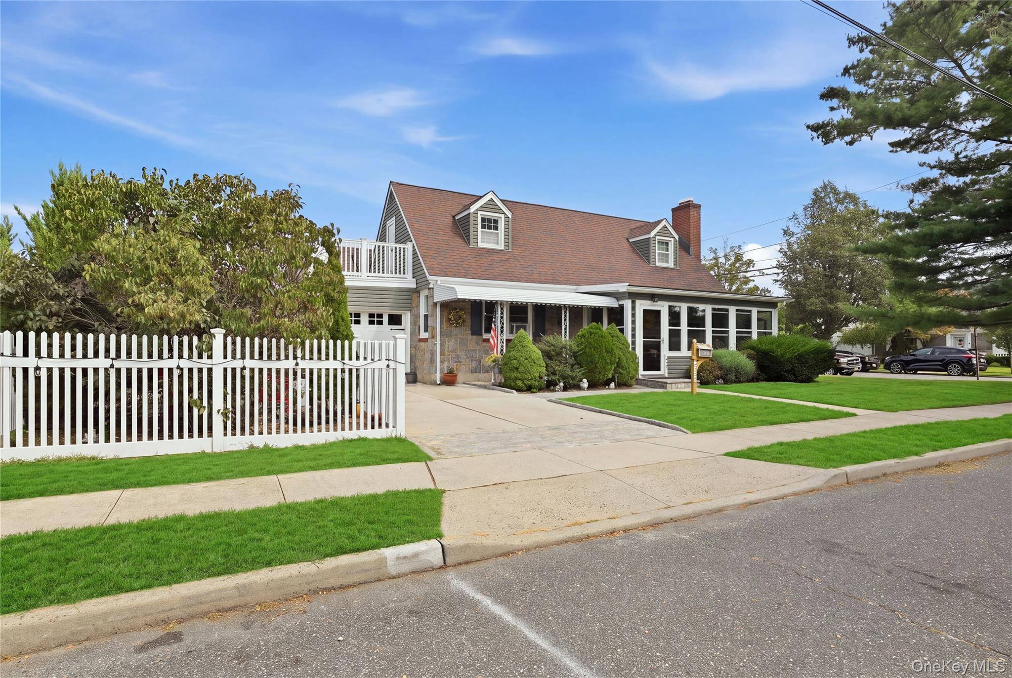 630 9th ST, Garden City South, NY 11552