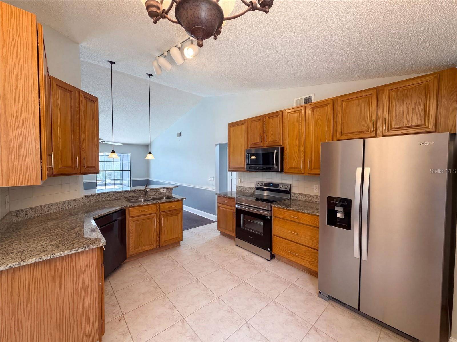14725 EAGLES CROSSING DR, Orlando, FL 32837