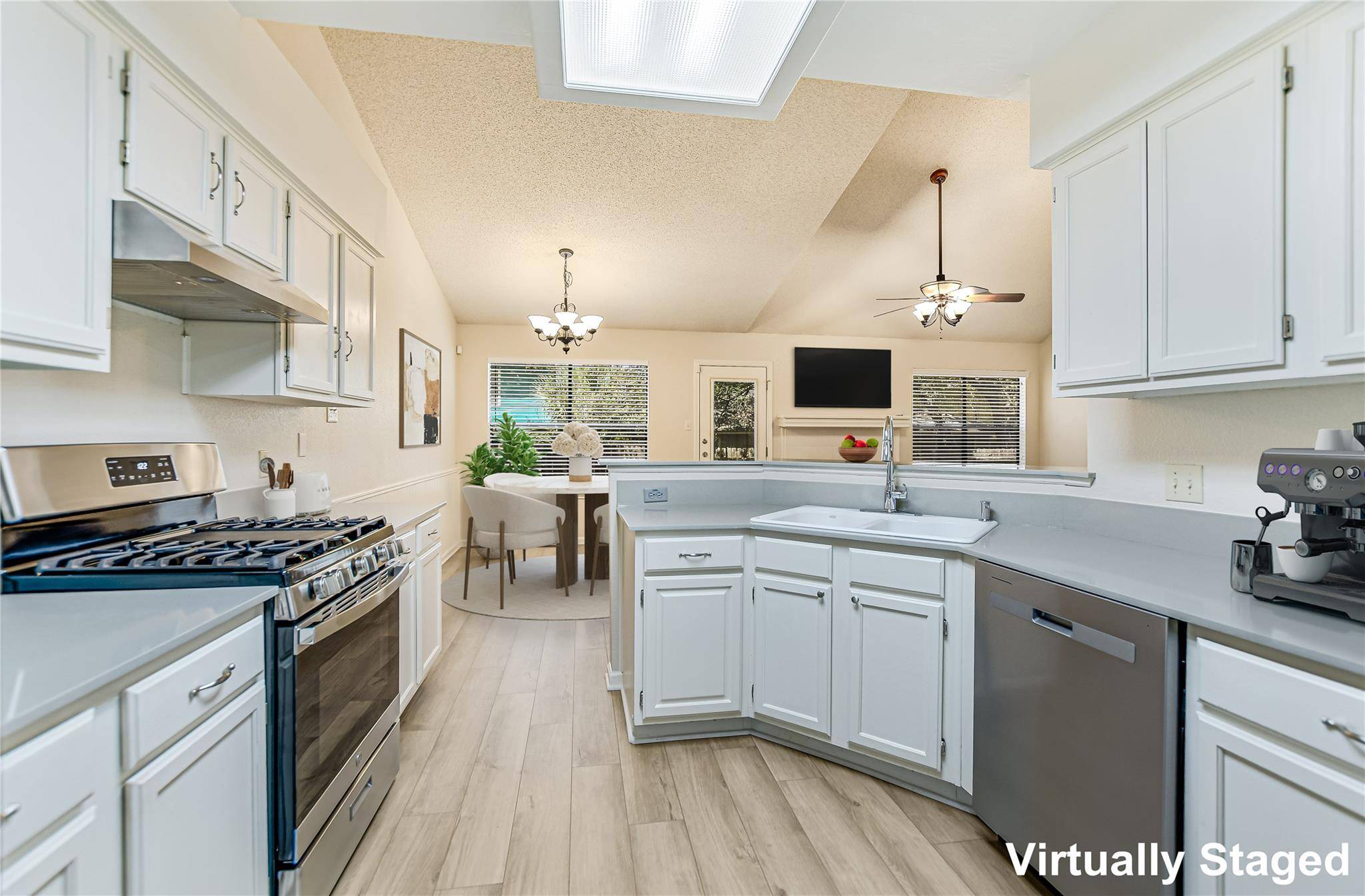7010 Riverton DR, Austin, TX 78729