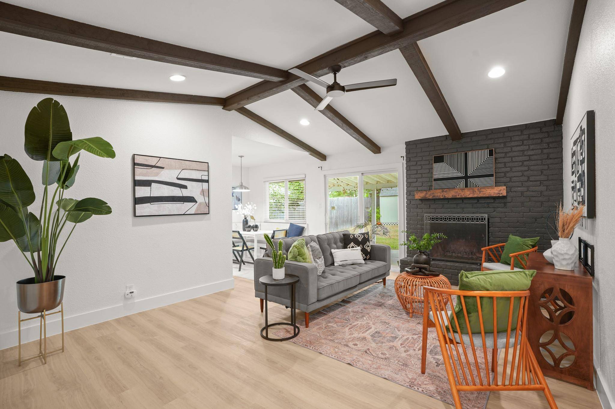 1014 Hillside Oaks DR, Austin, TX 78745