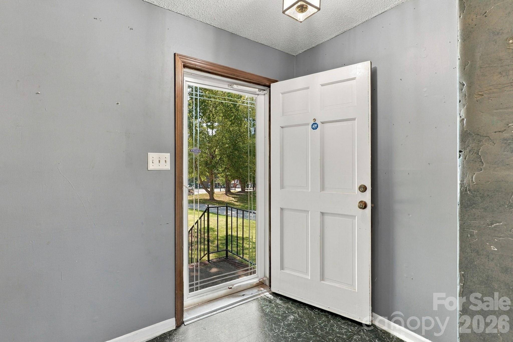 2116 Deepwood CT, Gastonia, NC 28054