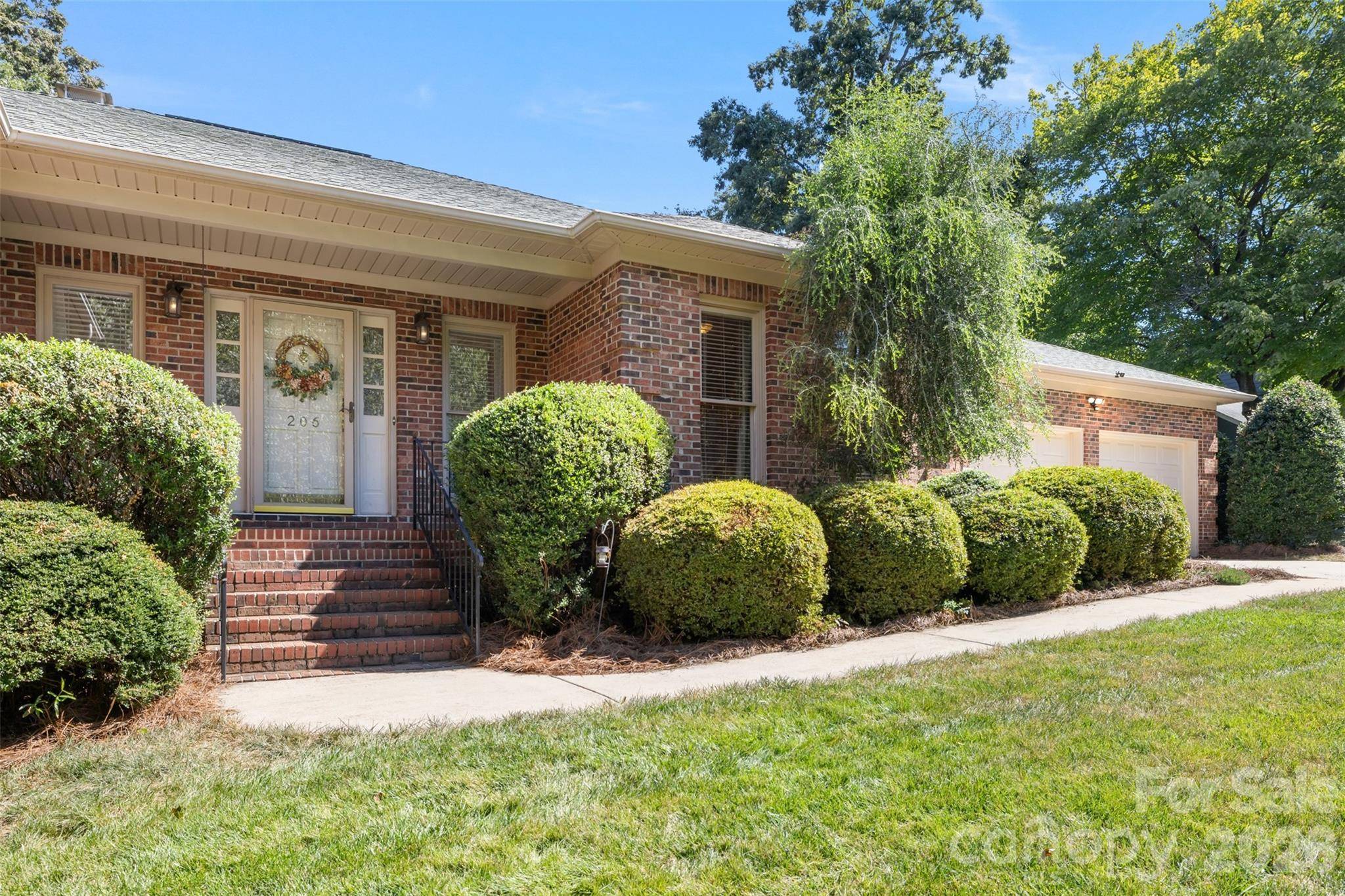 206 Woodridge DR, Belmont, NC 28012