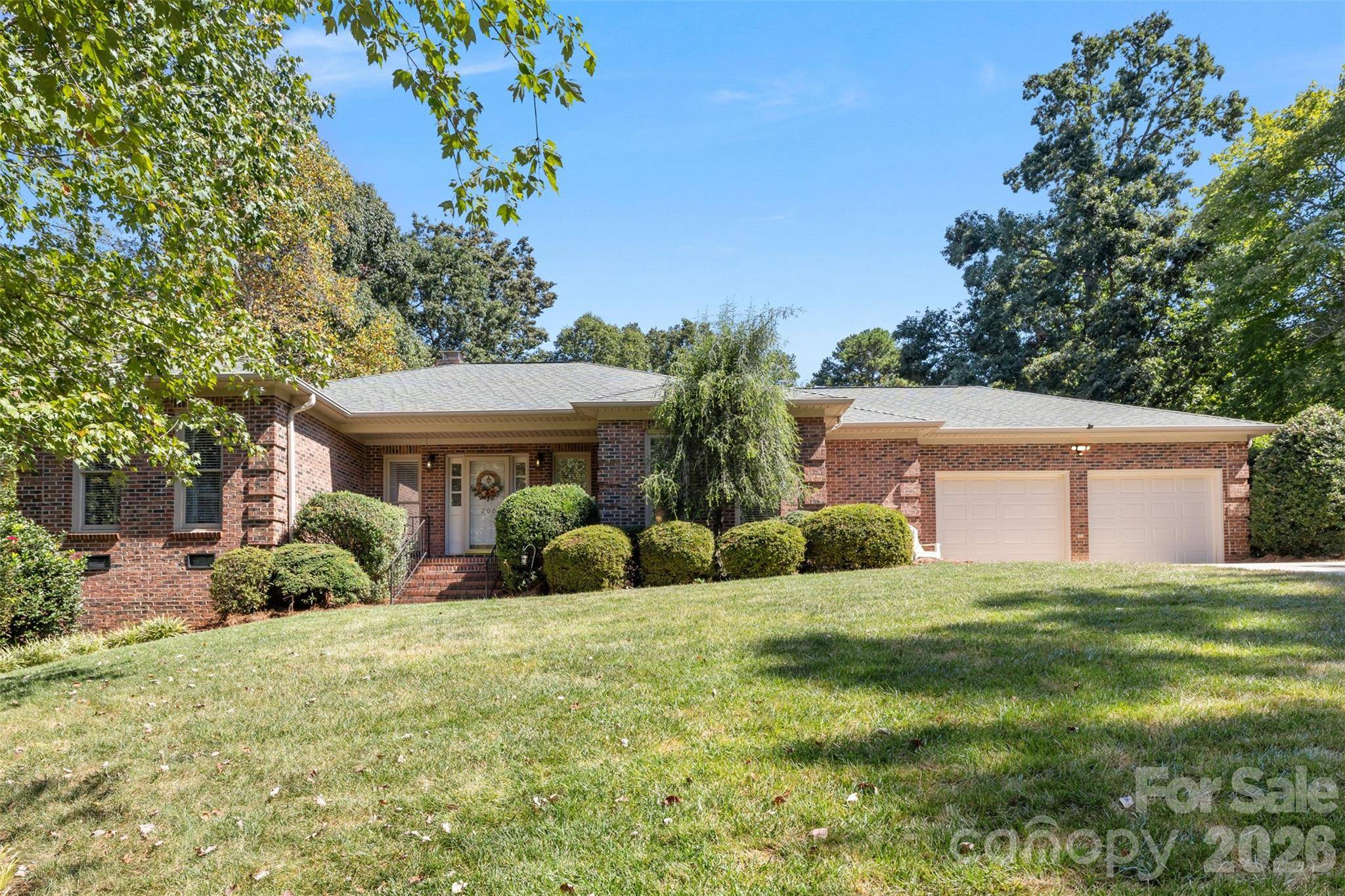 206 Woodridge DR, Belmont, NC 28012
