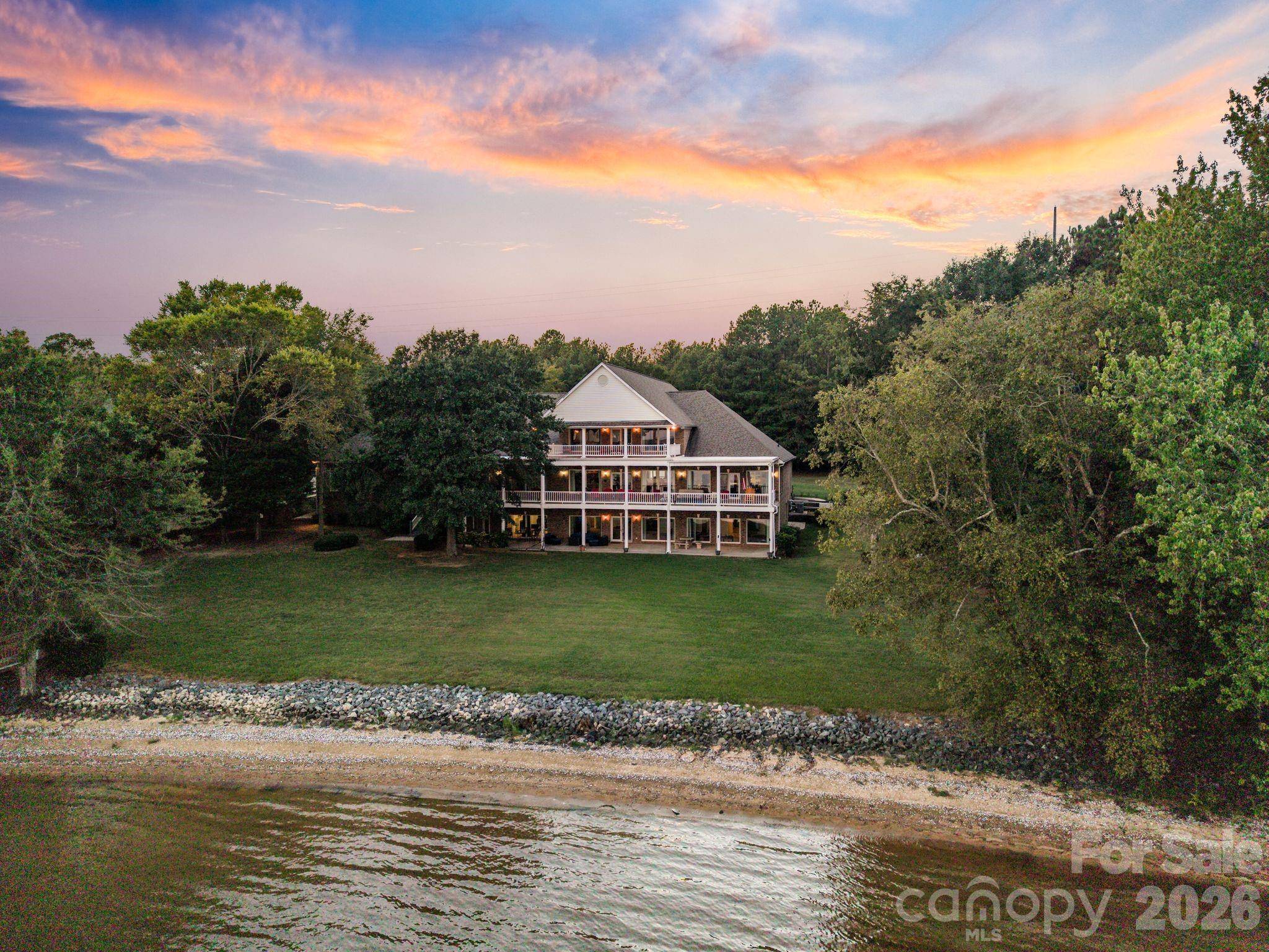 2159 Mingus LN, York, SC 29745