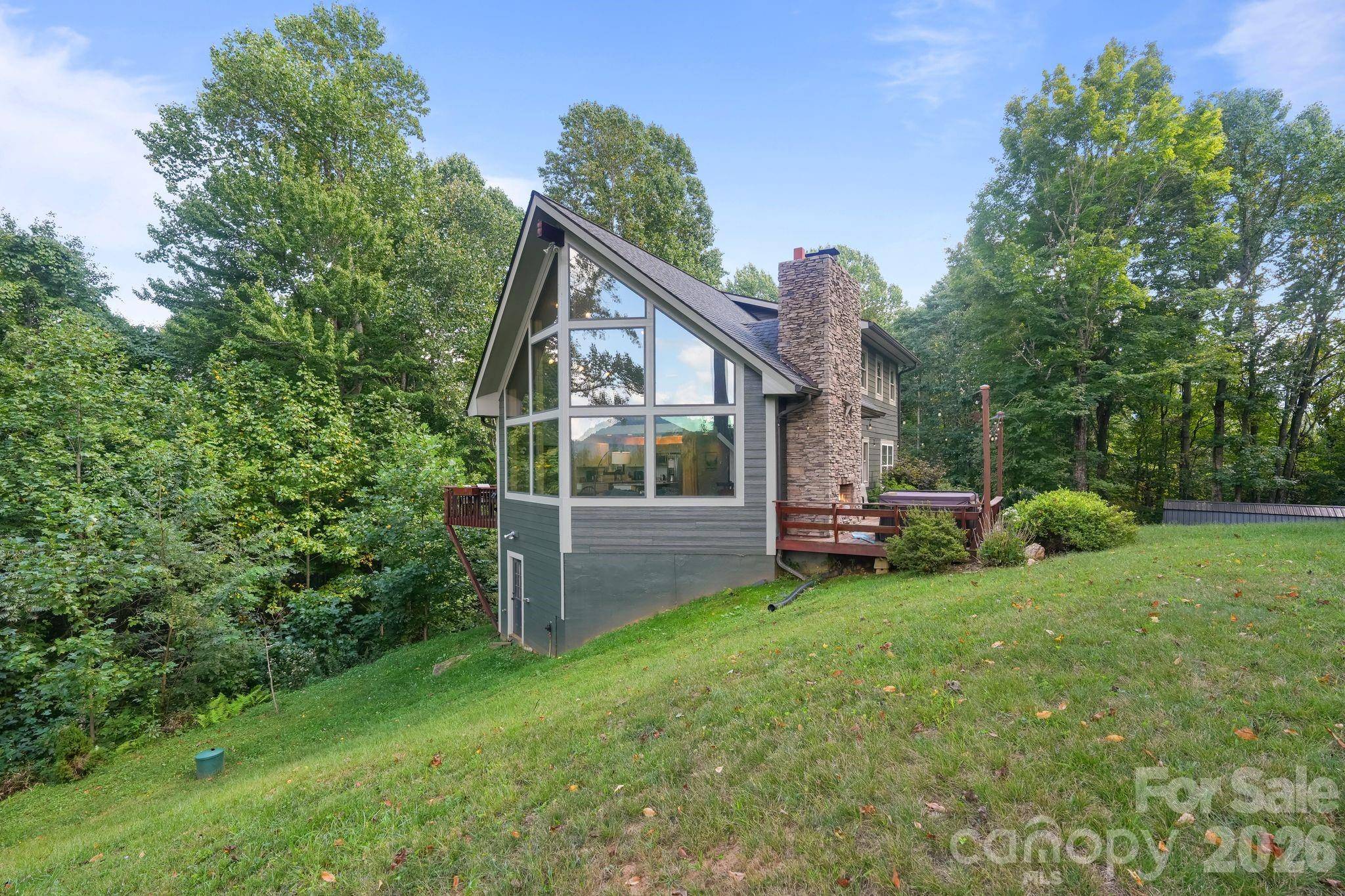 558 Perri Creek WAY, Warrensville, NC 28693