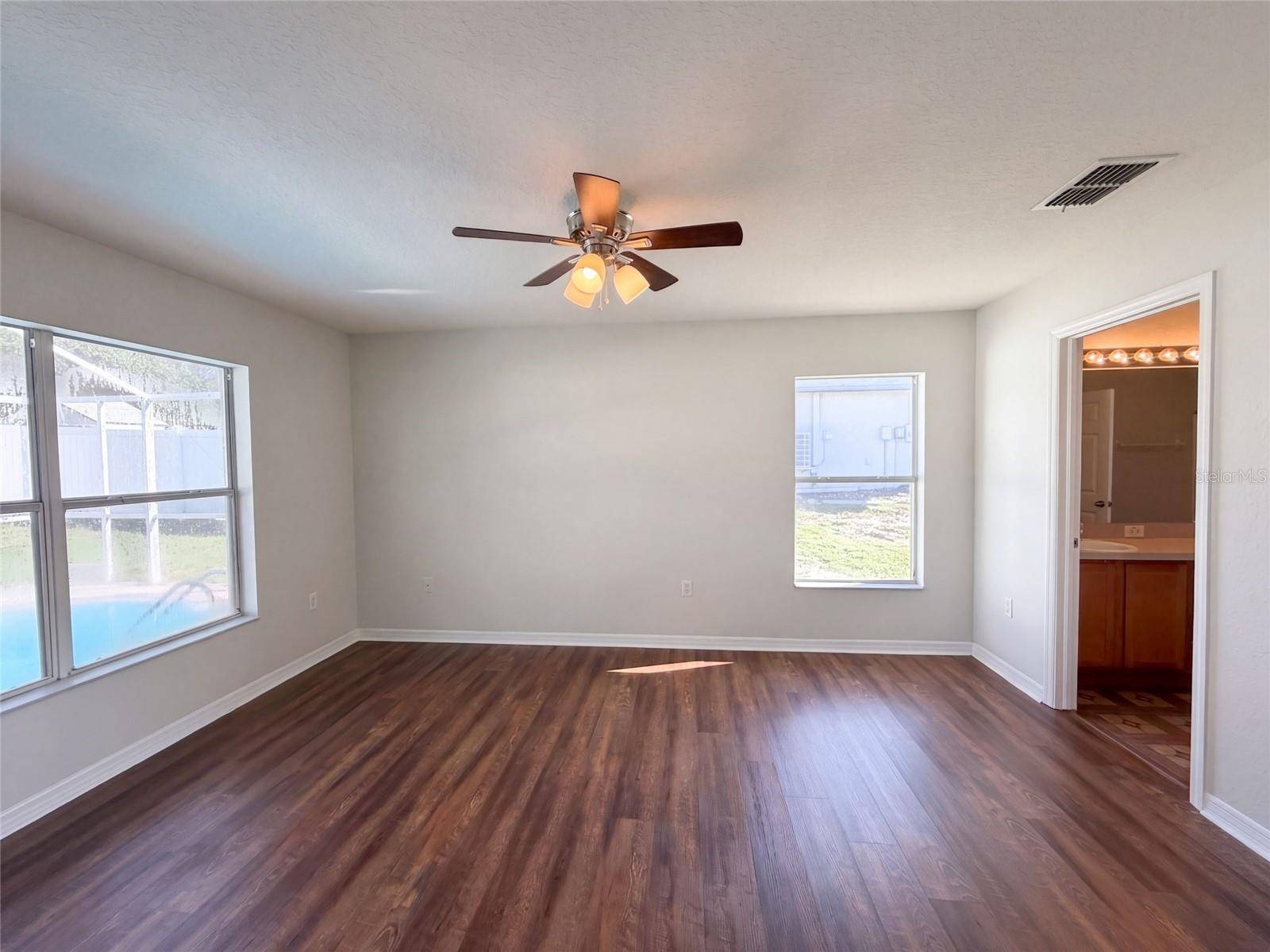 6041 PARNELL AVE, Spring Hill, FL 34608