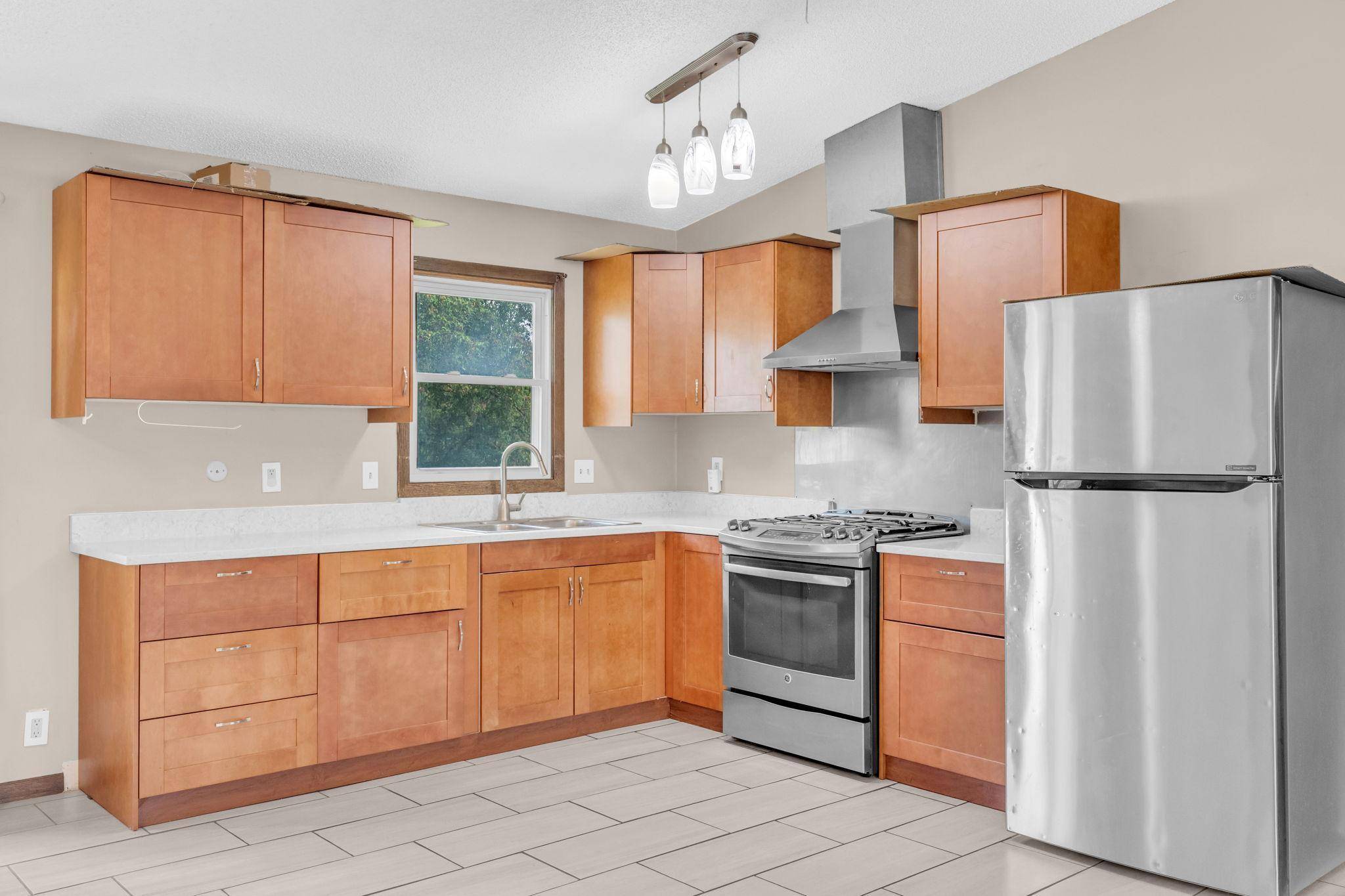 6432 Zealand AVE N, Brooklyn Park, MN 55428