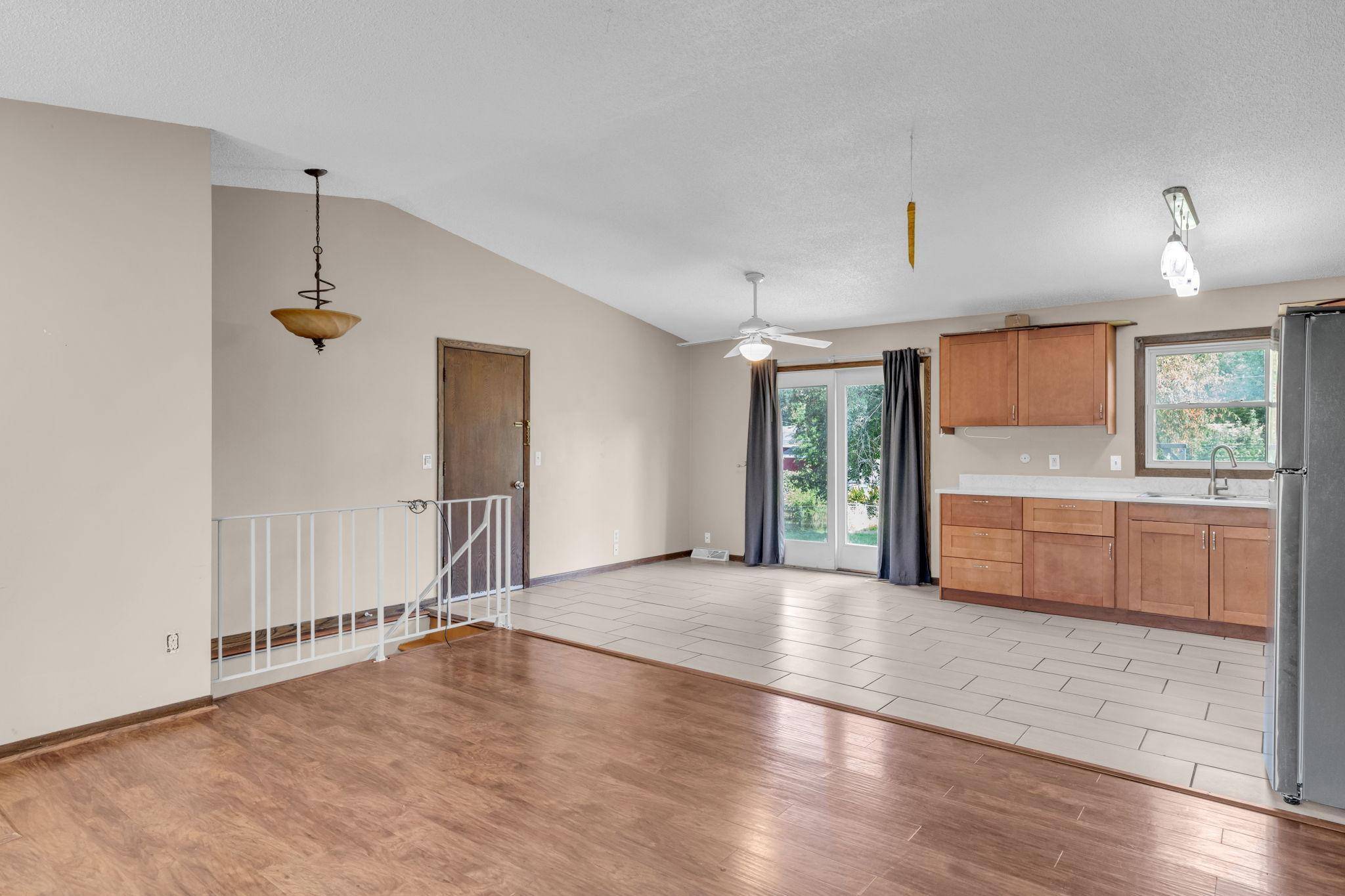 6432 Zealand AVE N, Brooklyn Park, MN 55428