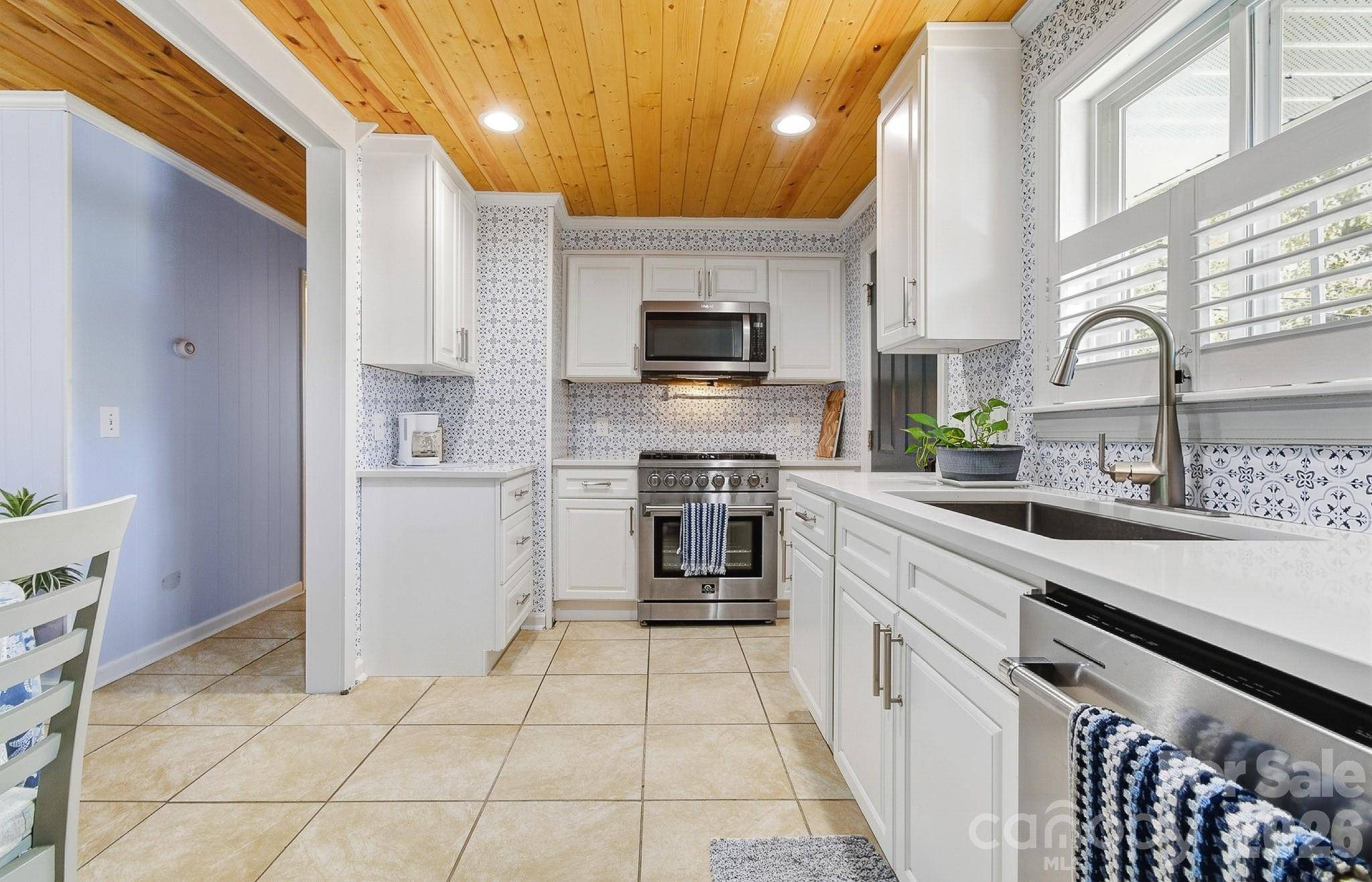 312 Jack ST, Hendersonville, NC 28792