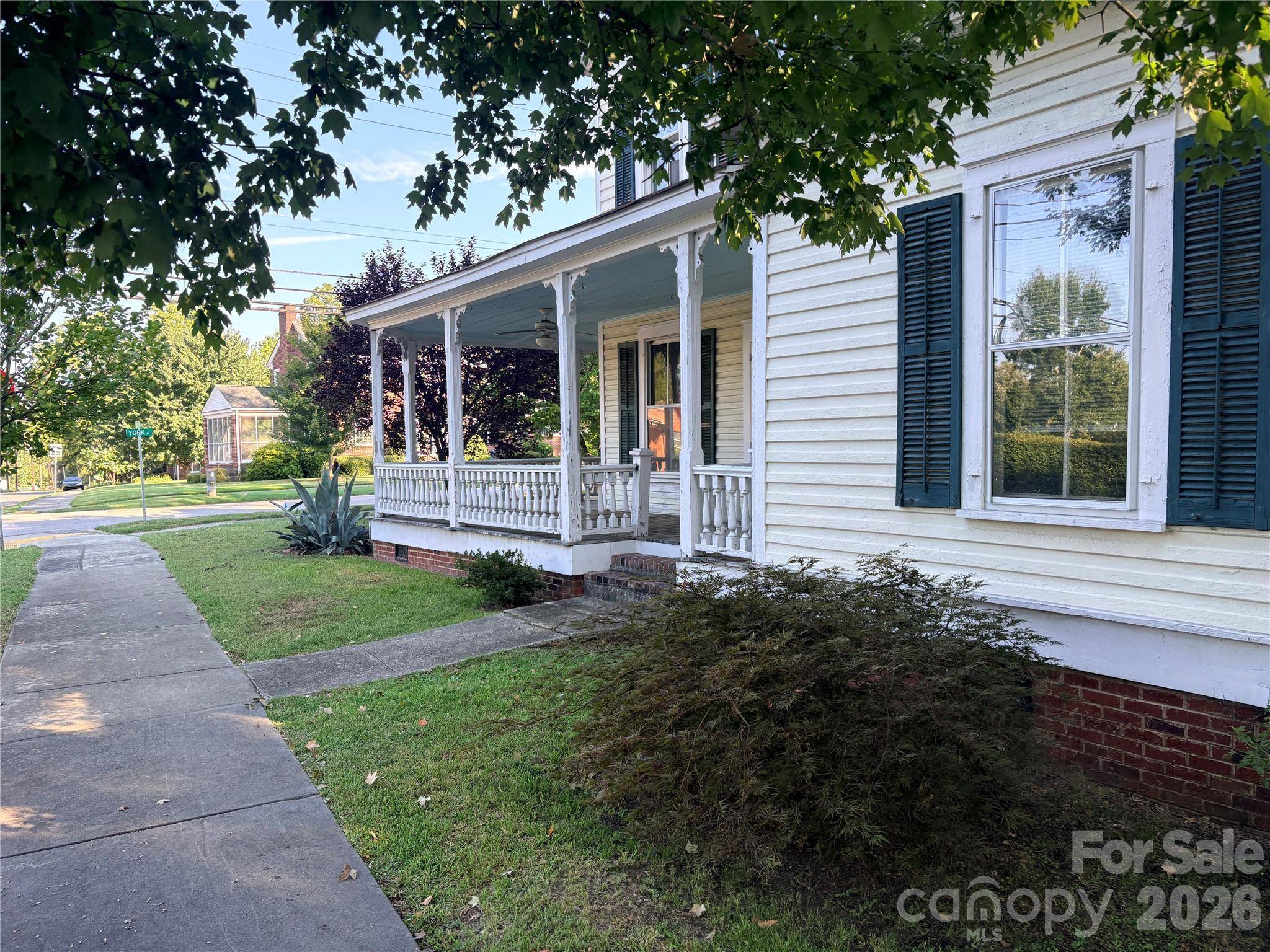 123 York ST, Chester, SC 29706