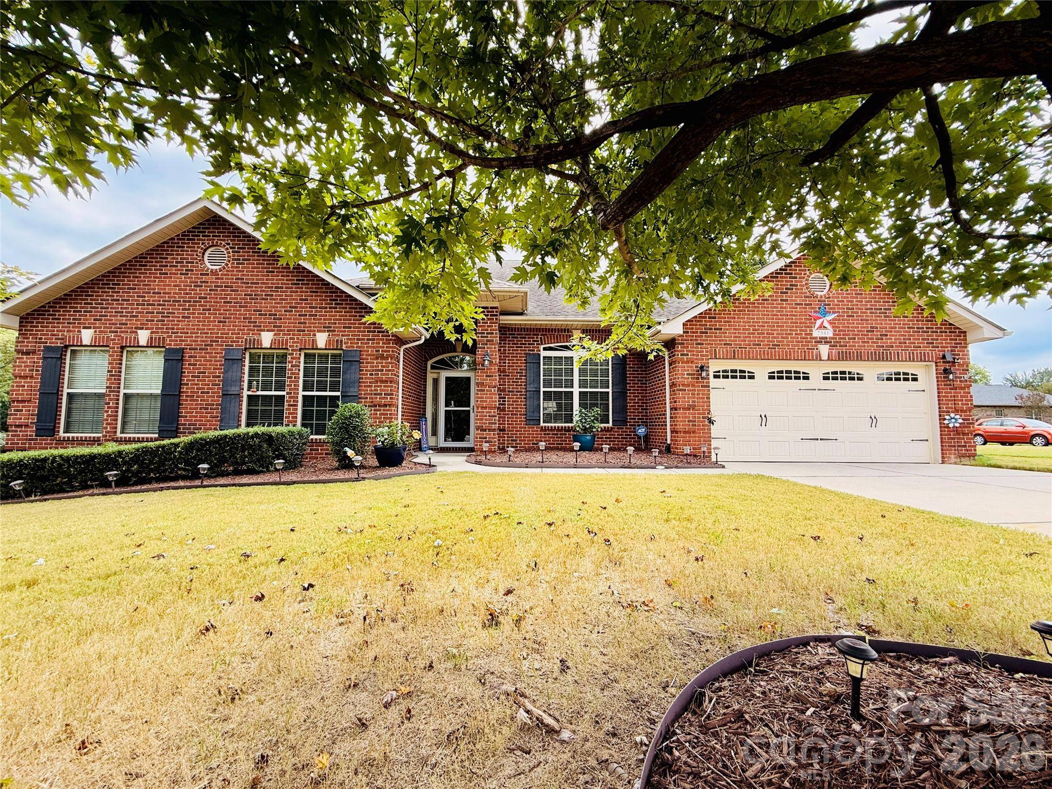 2581 Flintshire LN, Gastonia, NC 28056