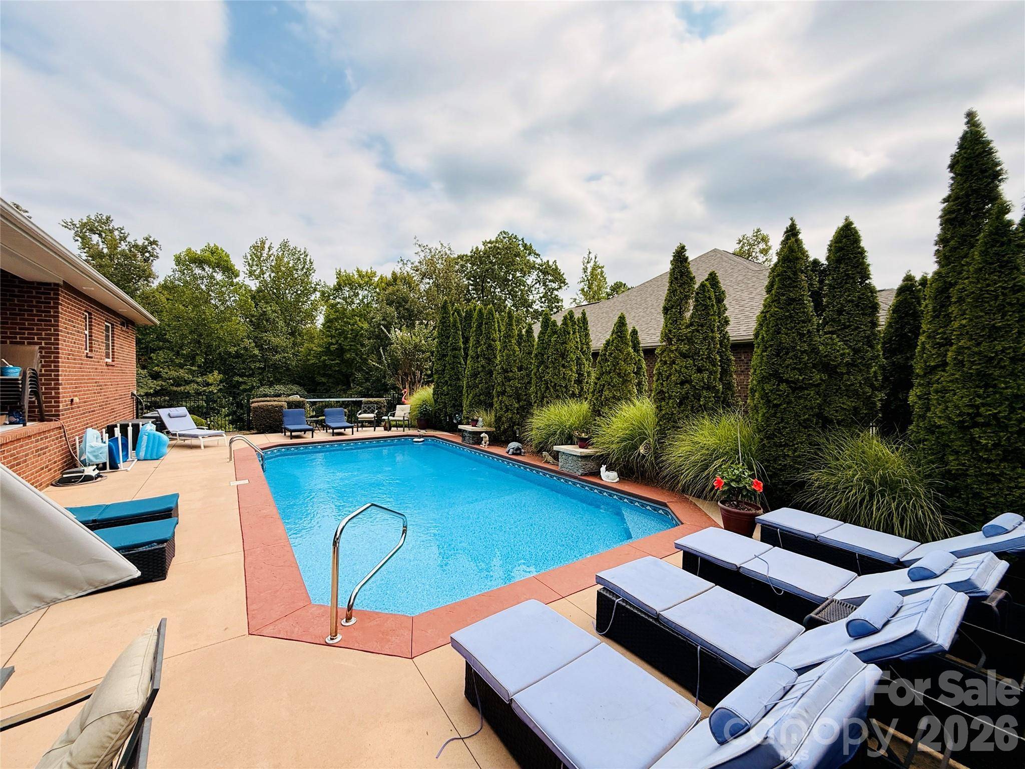 2581 Flintshire LN, Gastonia, NC 28056