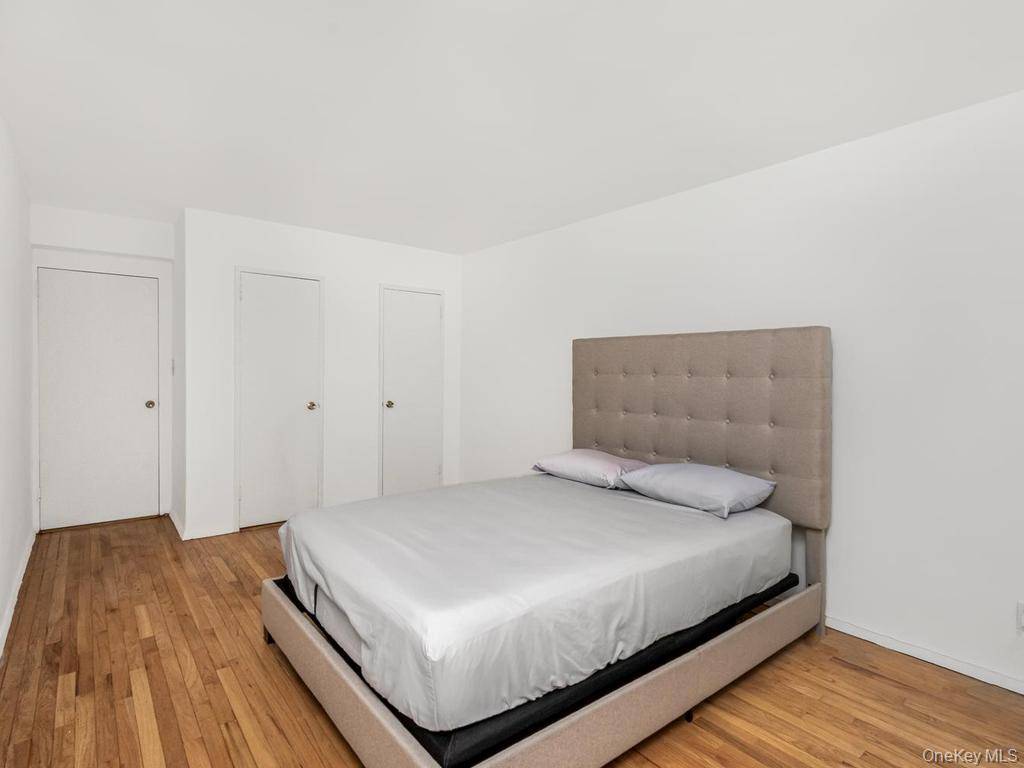 2736 Independence AVE #2E, Bronx, NY 10463